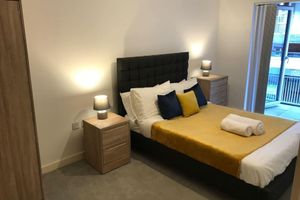 Alquiler Vacacional - Stylish 2-bed Apartment in Manchester City Center