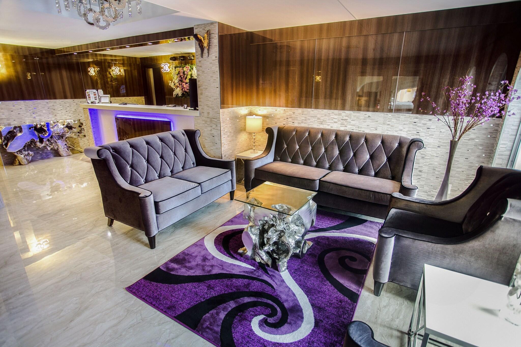 Vista Lobby Ocean Beach Club Hotel