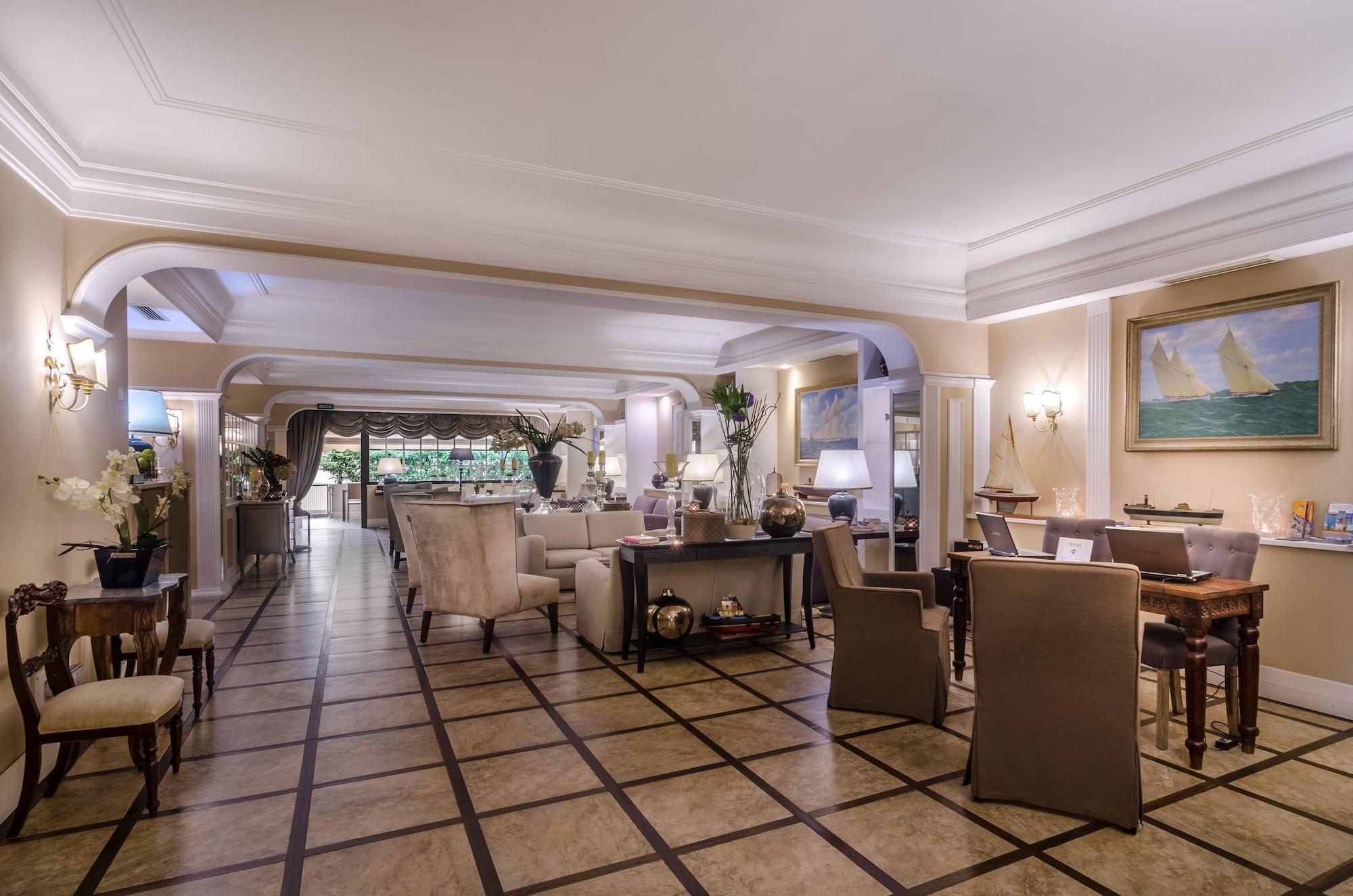 Vista Lobby Hotel Martini Olbia