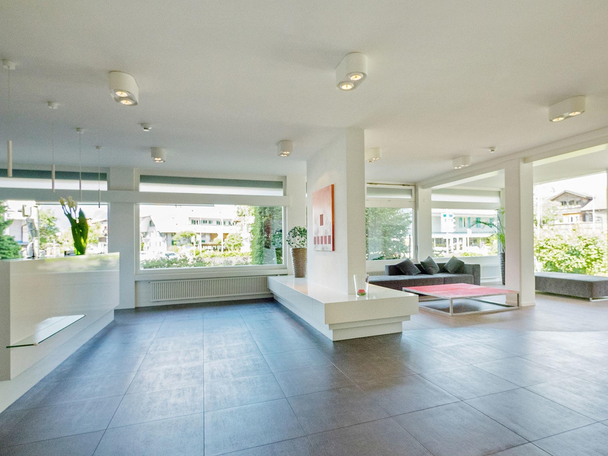 Vista Lobby Hotel Holiday