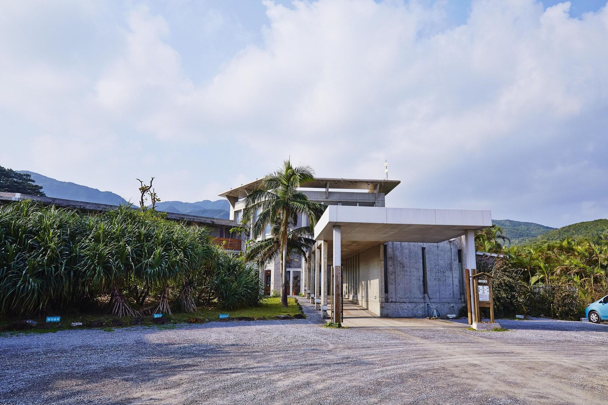 Vista Exterior Iriomote-jima Jungle Hotel Painu Maya