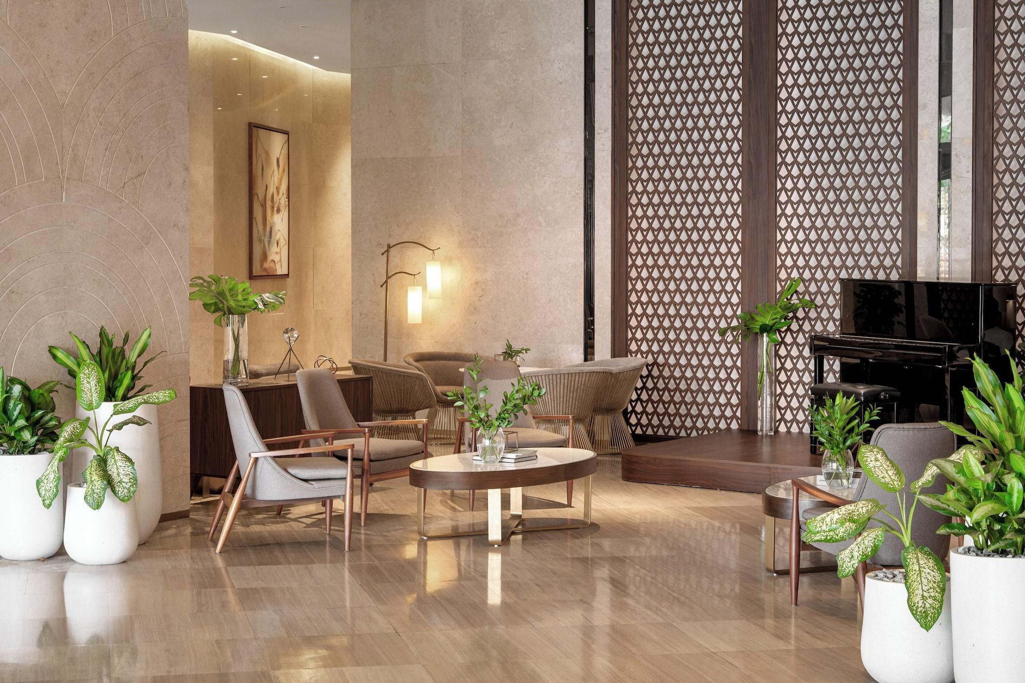 Vista Lobby Melia Vinpearl Hue