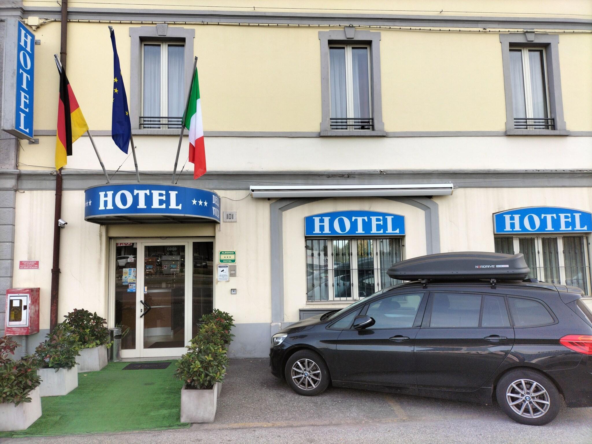 Vista Exterior Hotel della Volta