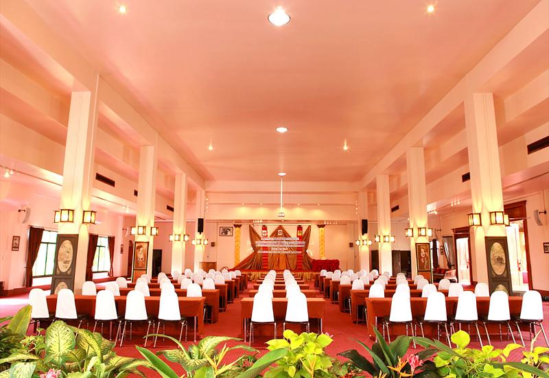 Centro de Negocios Phowadol Resort