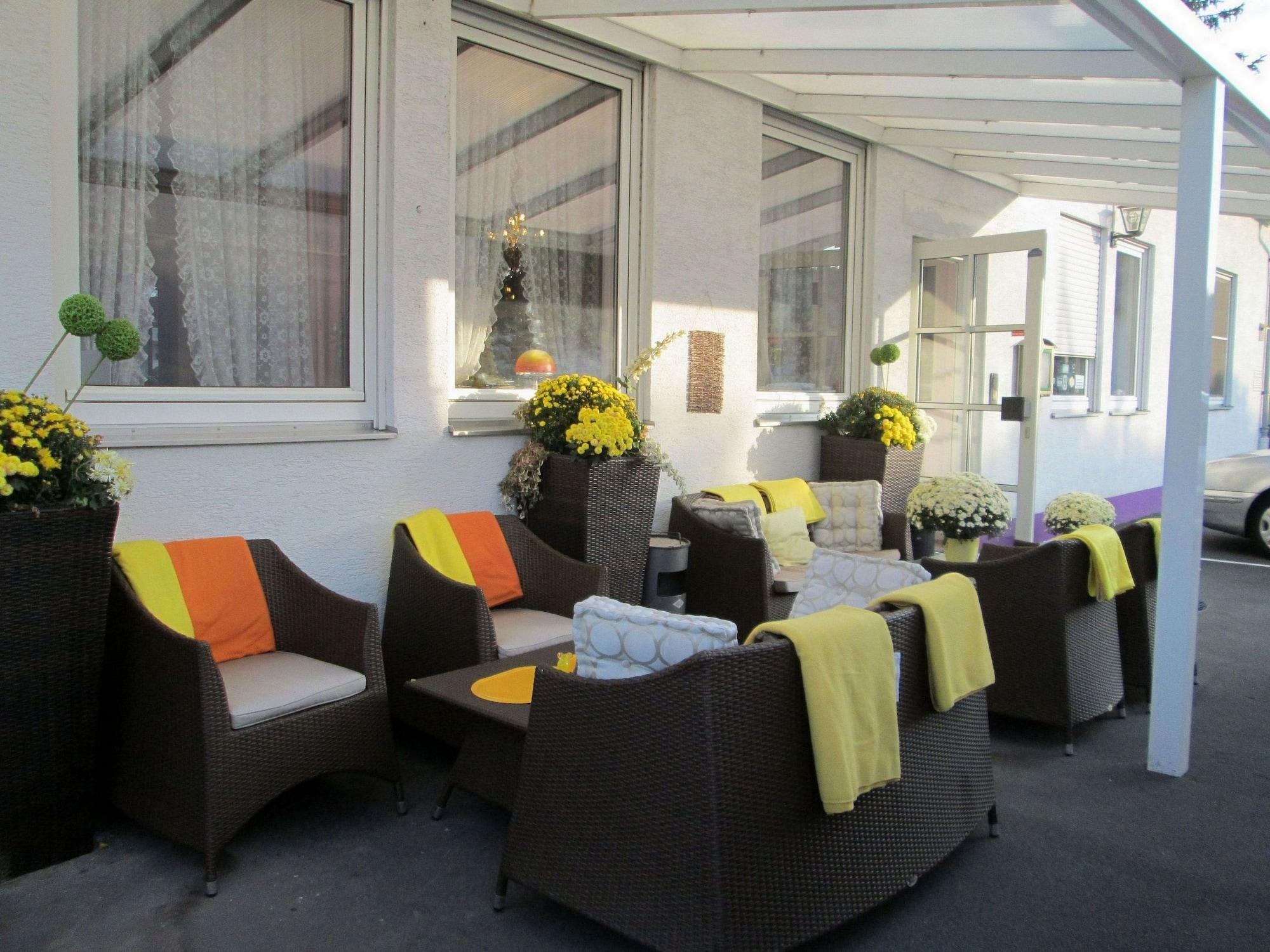 Bar/Salón Hotel Attaché Frankfurt Airport Raunheim