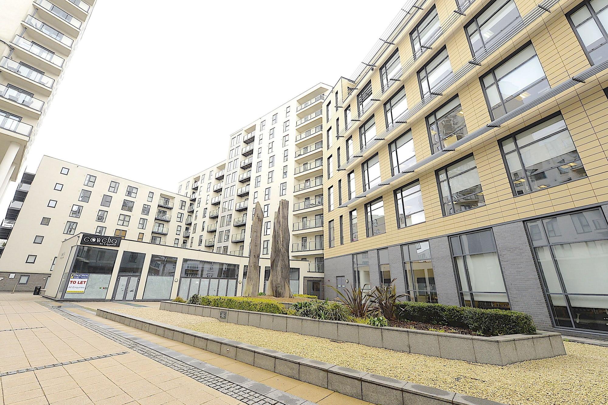 Vista Exterior SFA New Central Woking