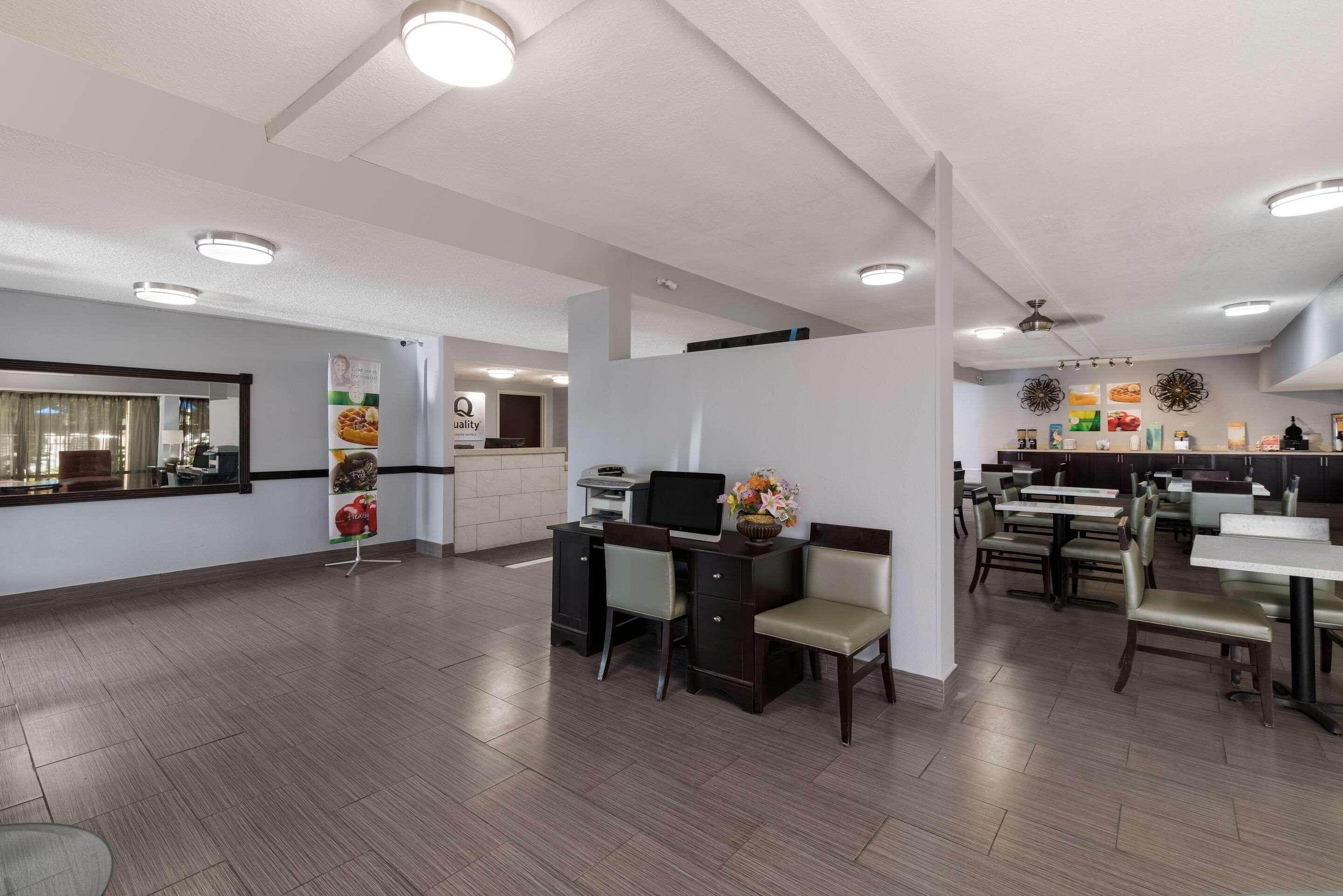 Vista Lobby Quality Inn Orange Park Jacksonville