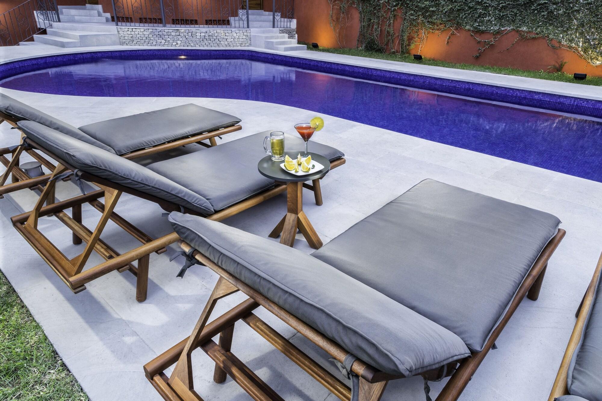 Vista Piscina Hotel Boutique Abad
