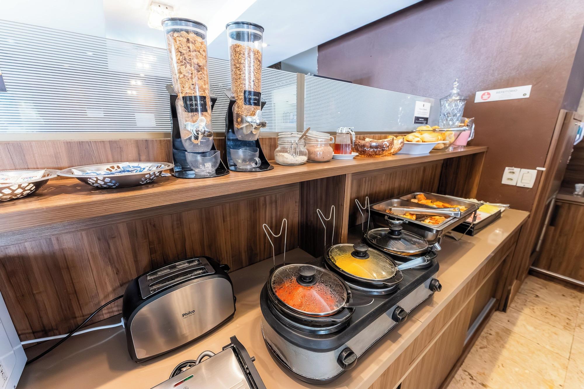 Restaurant Athus Hotel by Bsb Inn