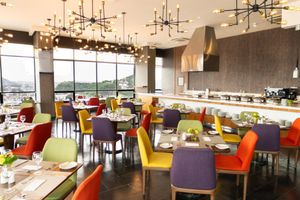 Alojamiento - River Garden Hotel Suites