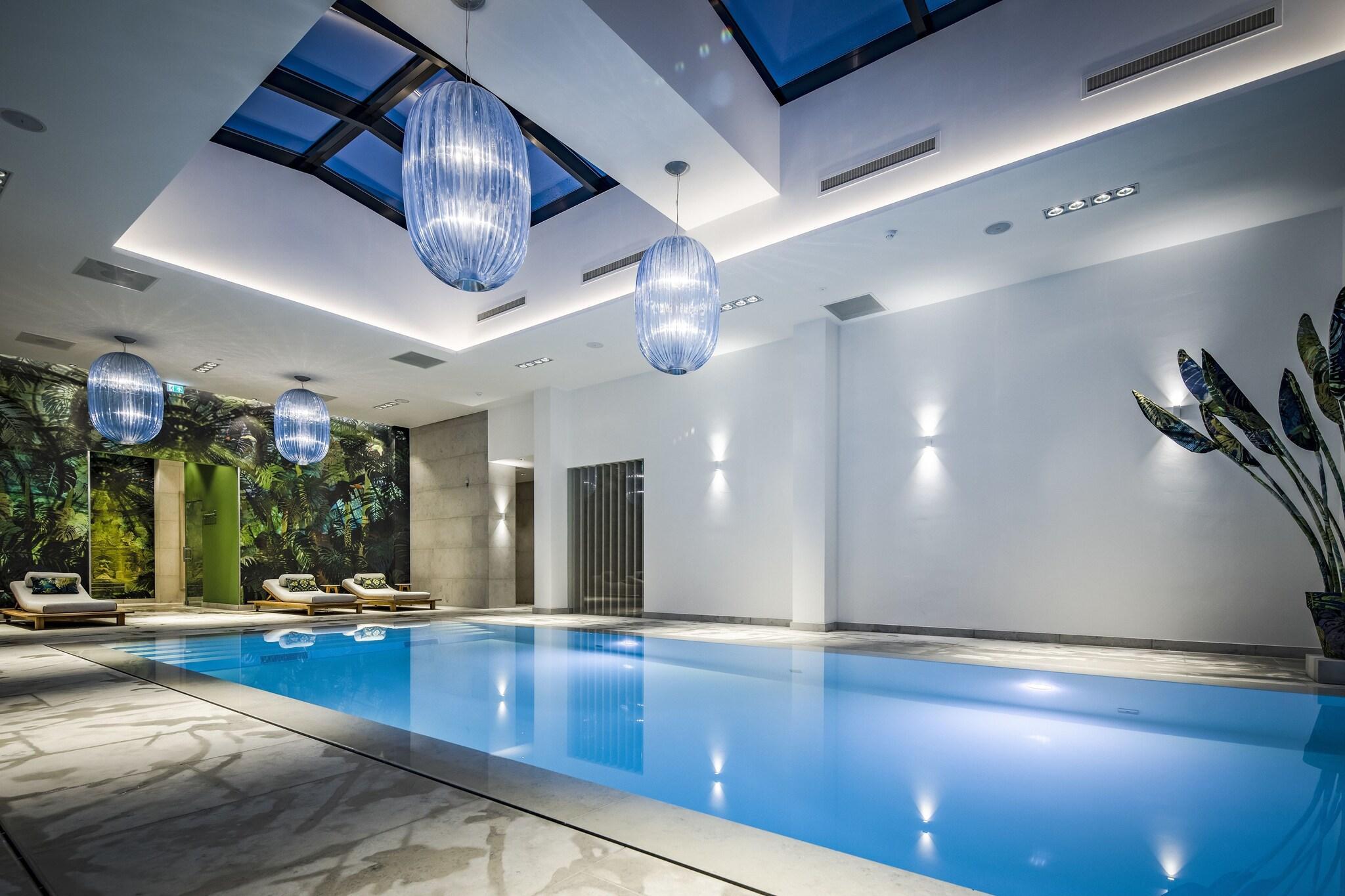 Vista Piscina Van Der Valk Hotel Enschede