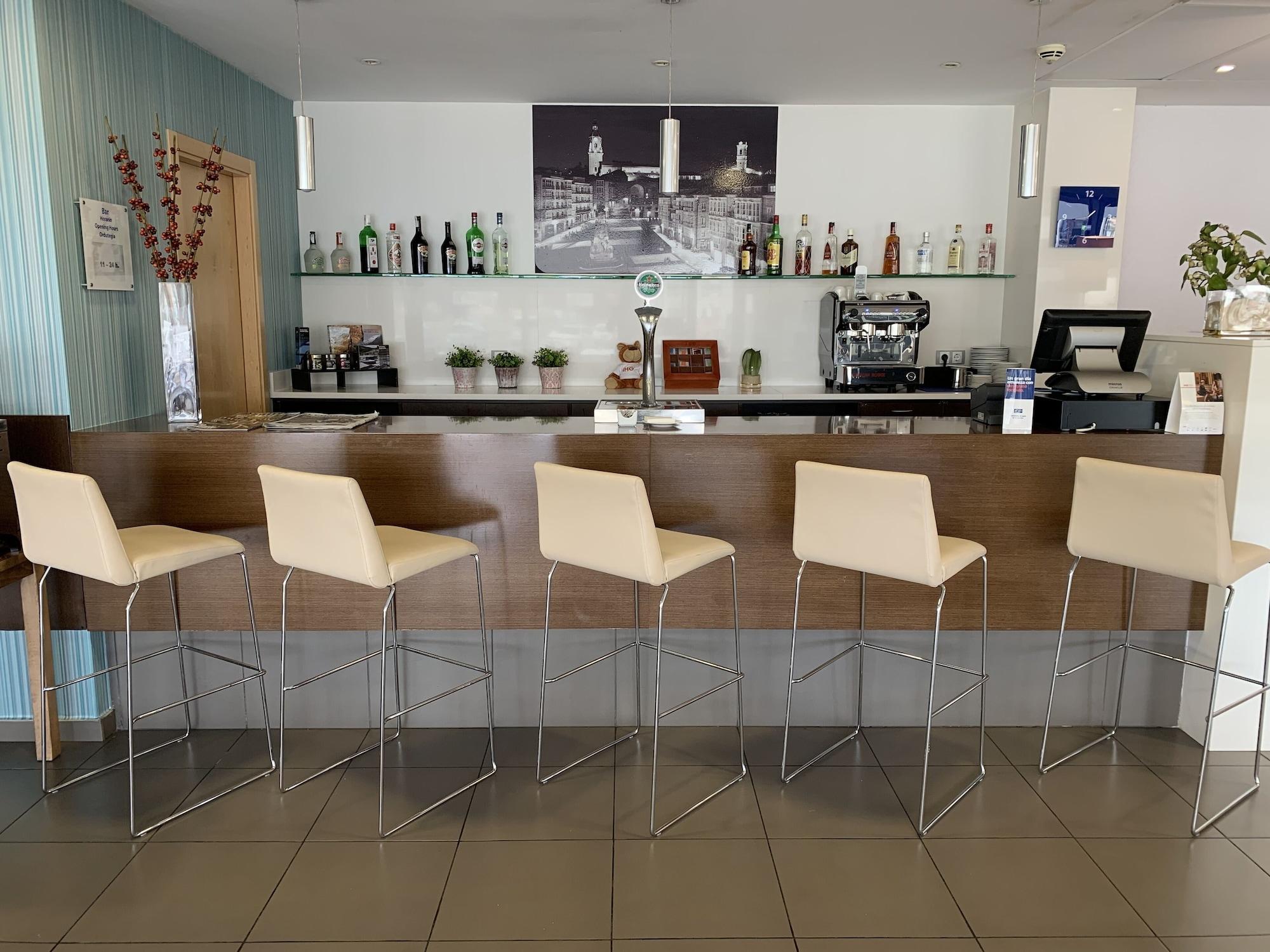 Bar/Salón Holiday Inn Express Vitoria by IHG