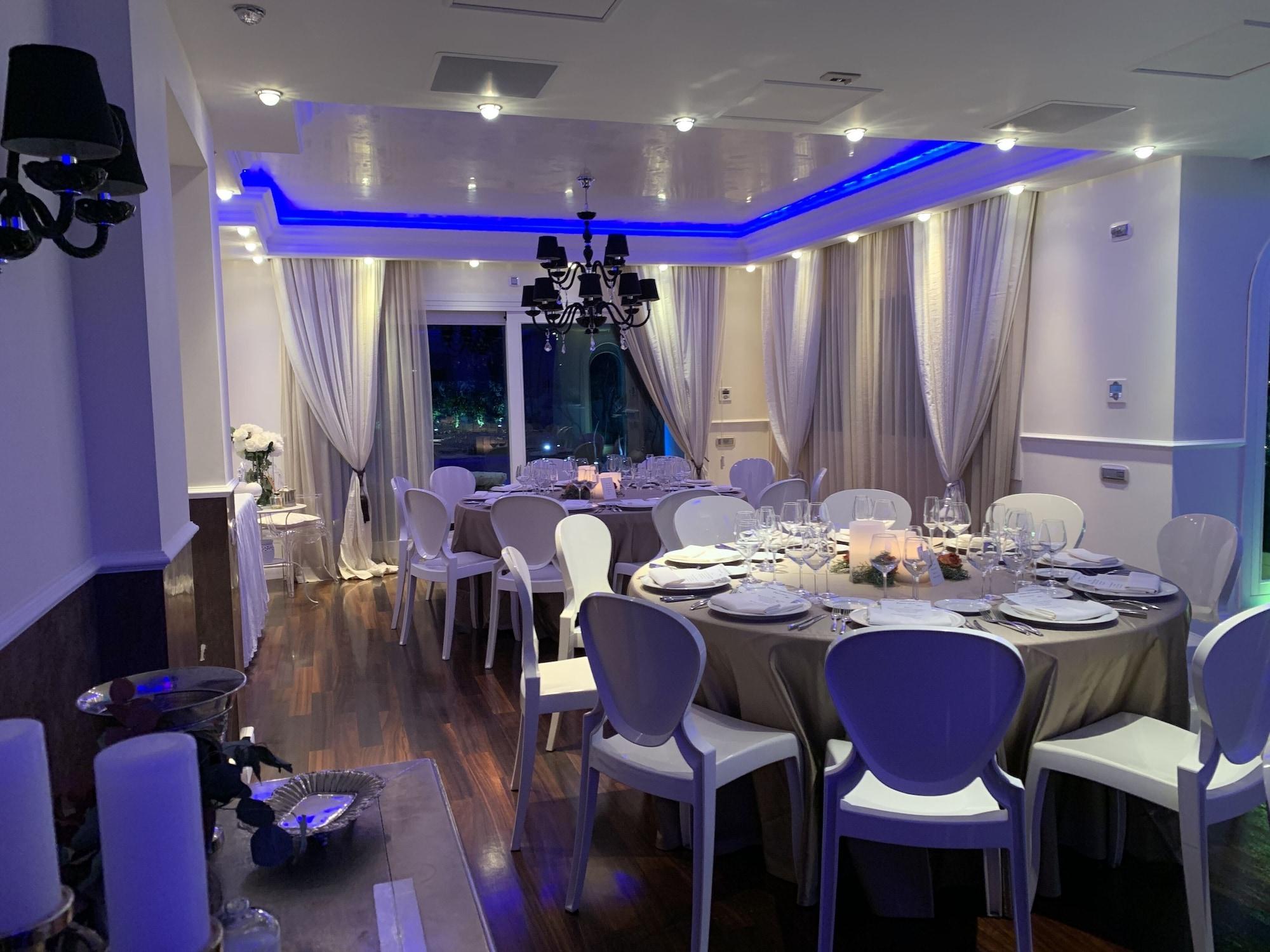 Sala de Reuniones White House Luxury Hospitality