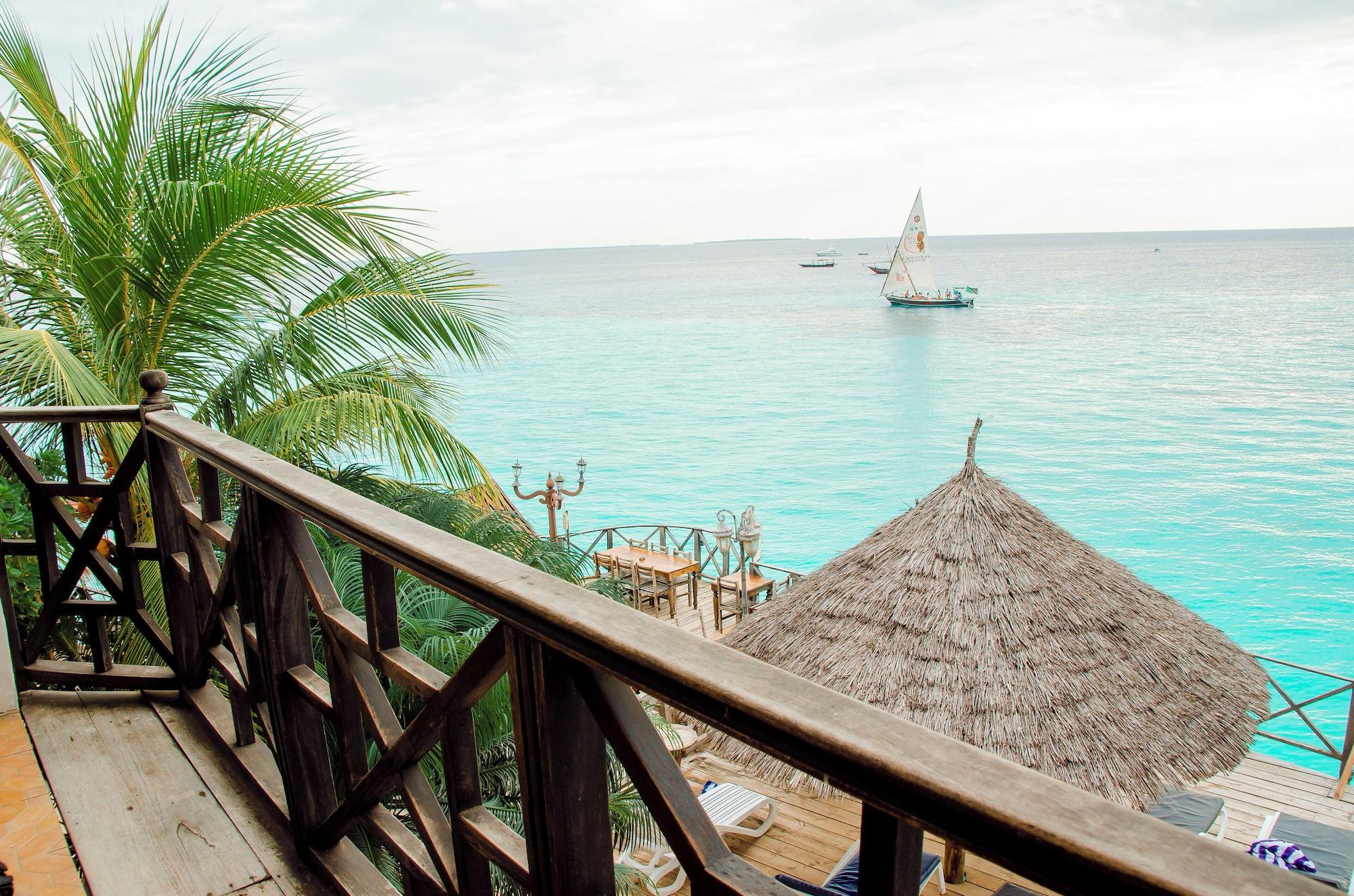 Playa Langi Langi Beach Bungalows