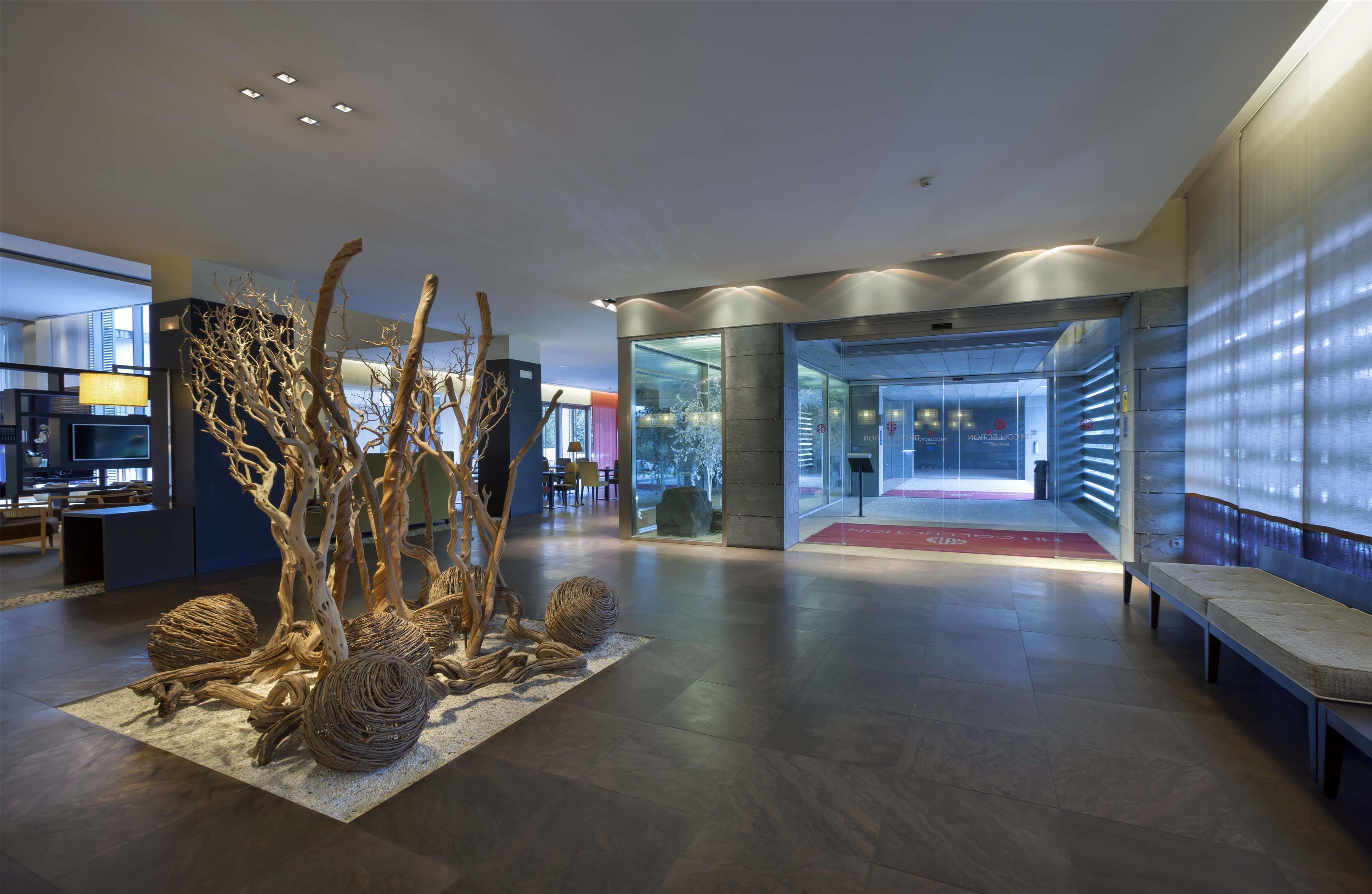 Vista Lobby NH Collection Santiago de Compostela