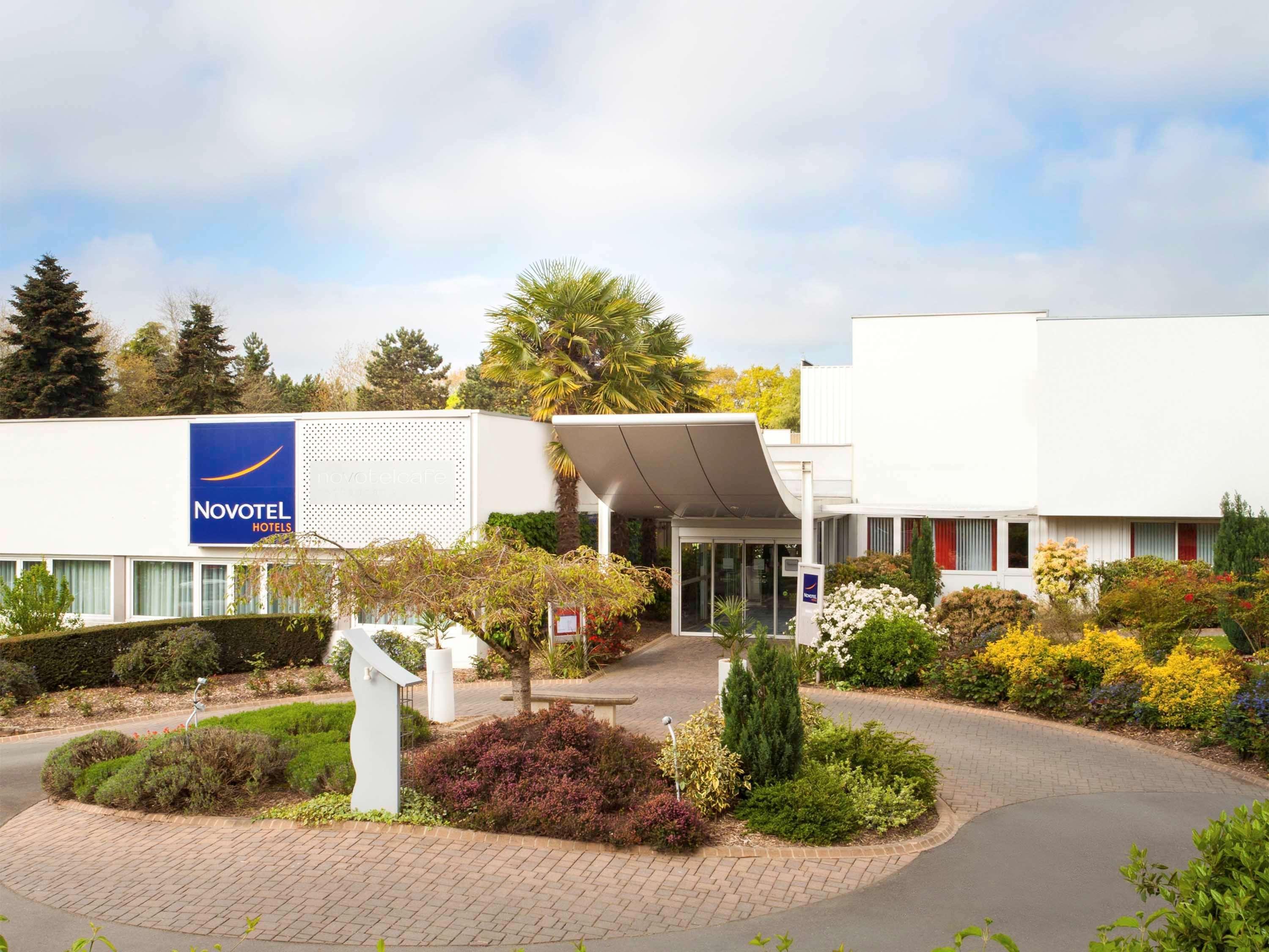 Vista Exterior Novotel Rennes Alma