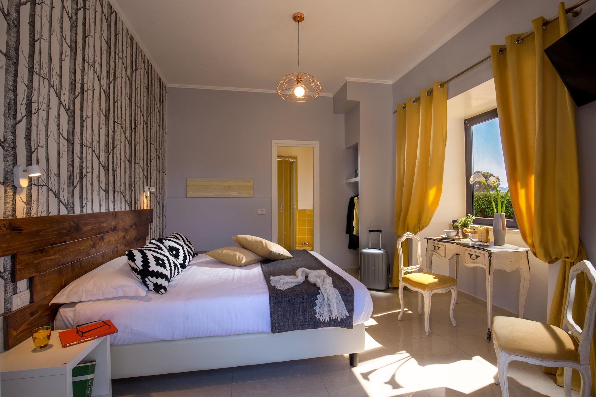 Varios Urban Garden Hotel