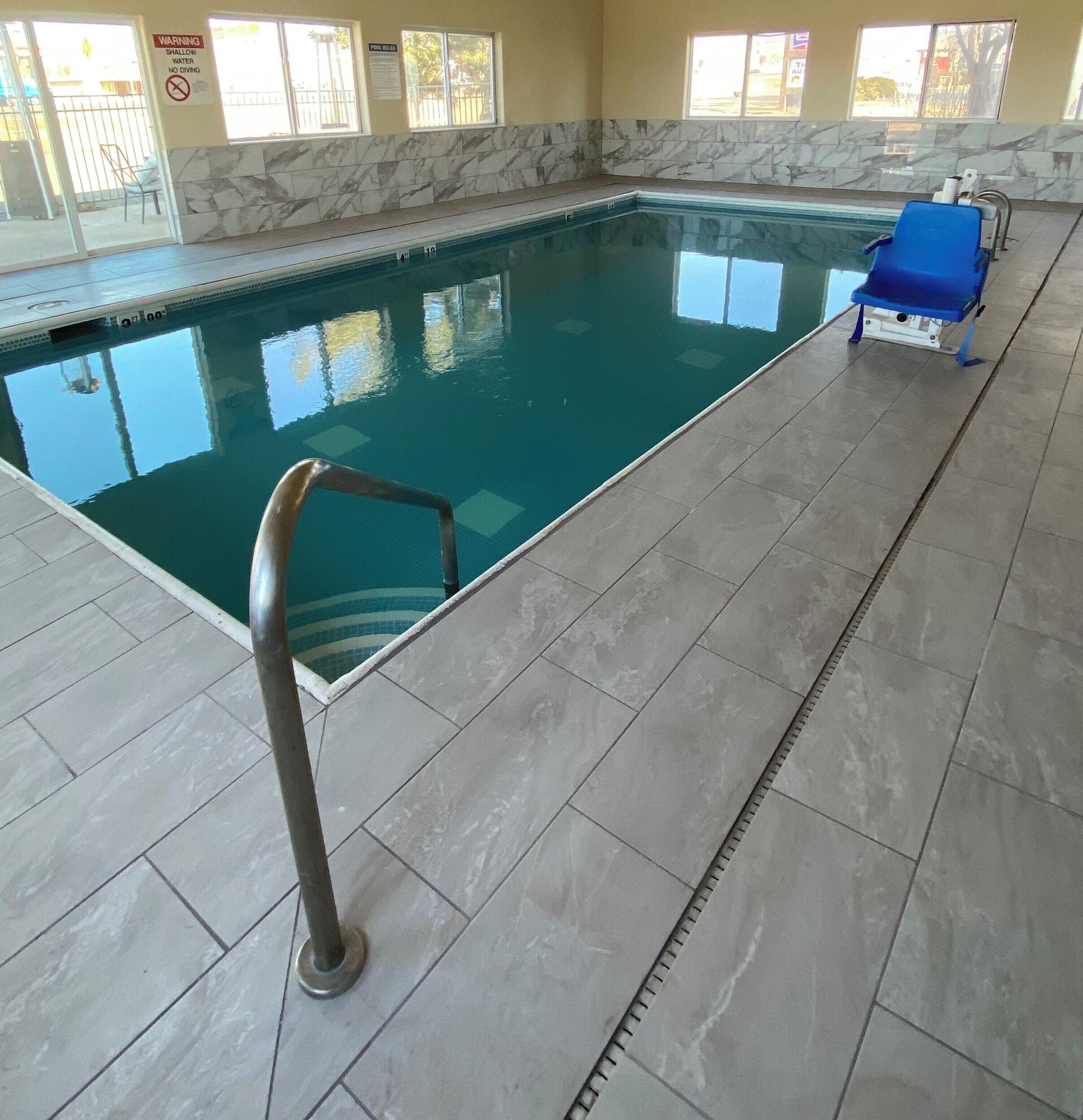 Vista Piscina Stay Wise Inns Montrose