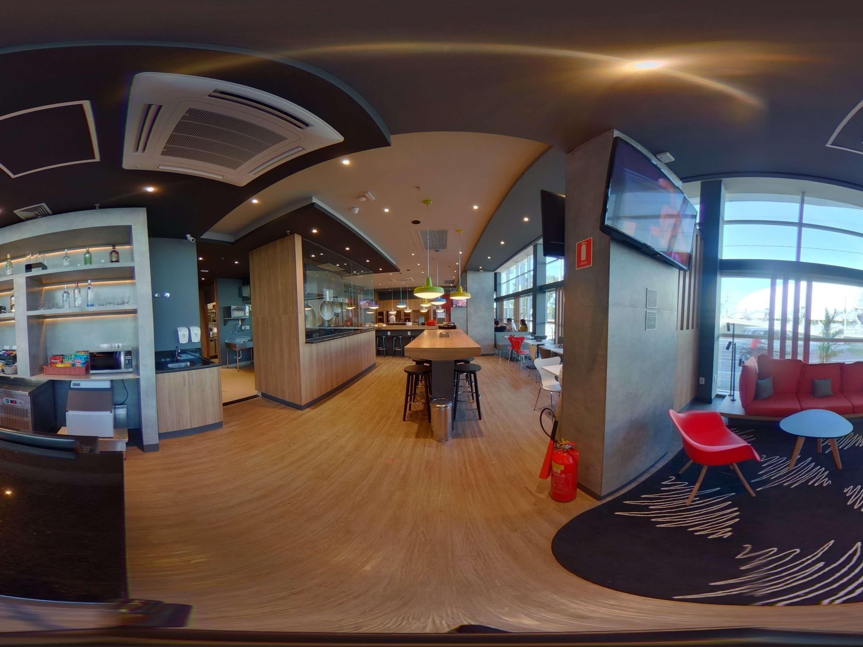 Bar/Salón ibis Natal