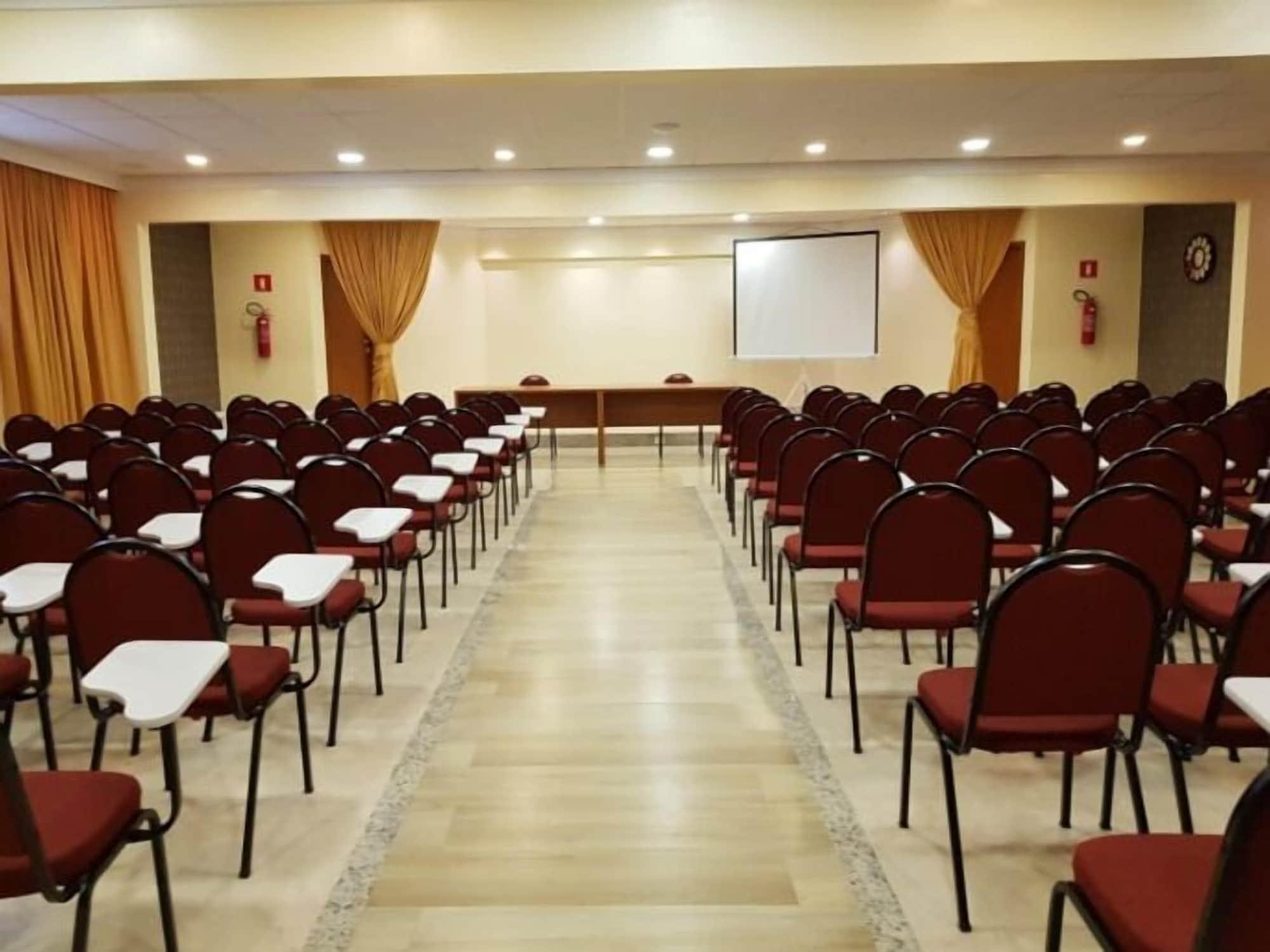 Sala de Reuniones Hotel Tauari