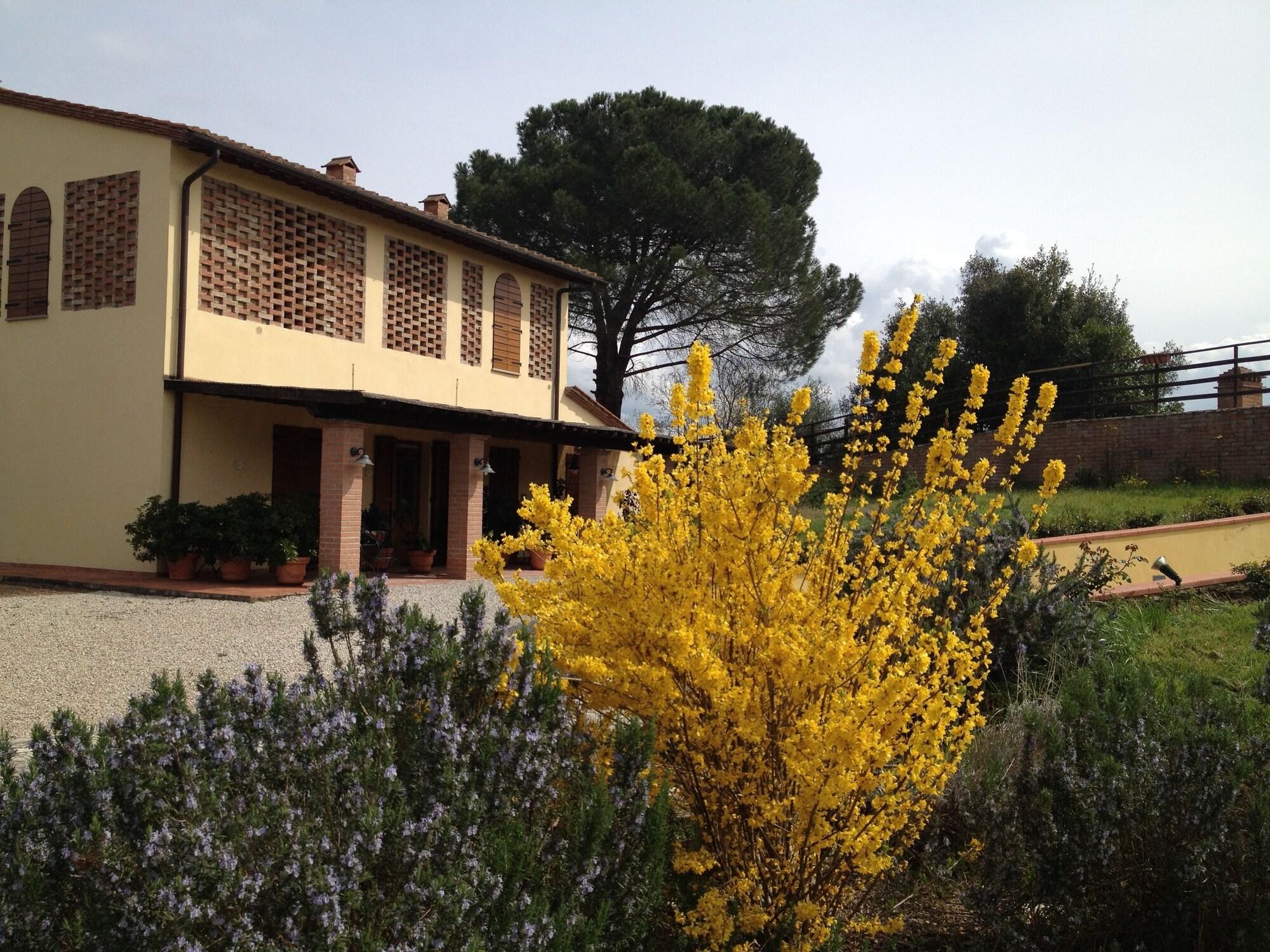 Varios Agriturismo le Docce