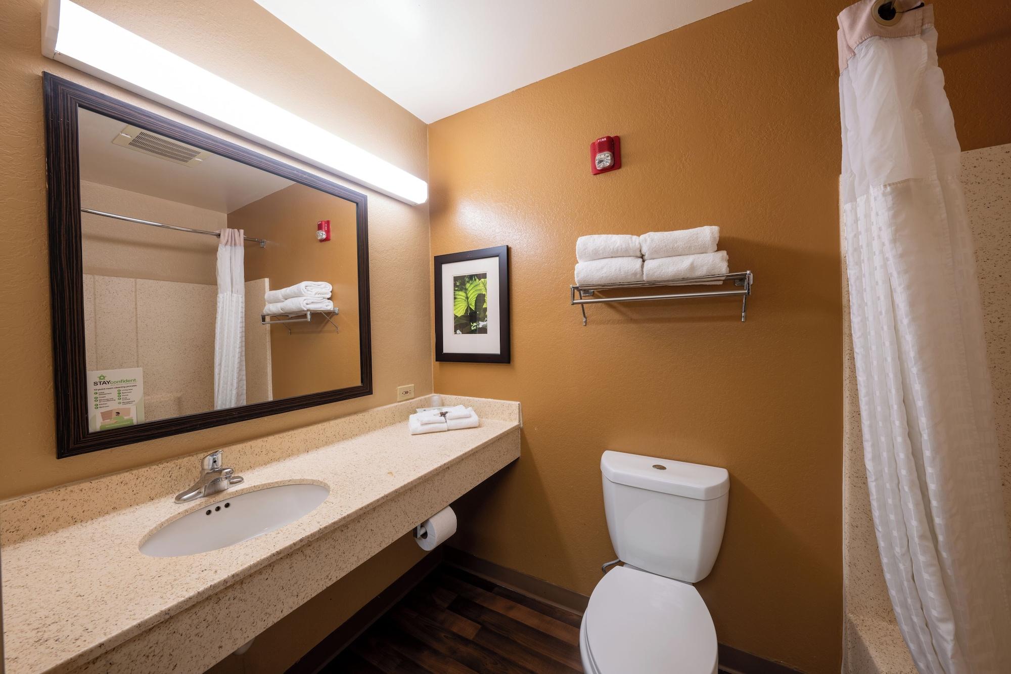 Equipamiento de Habitación Extended Stay Laredo