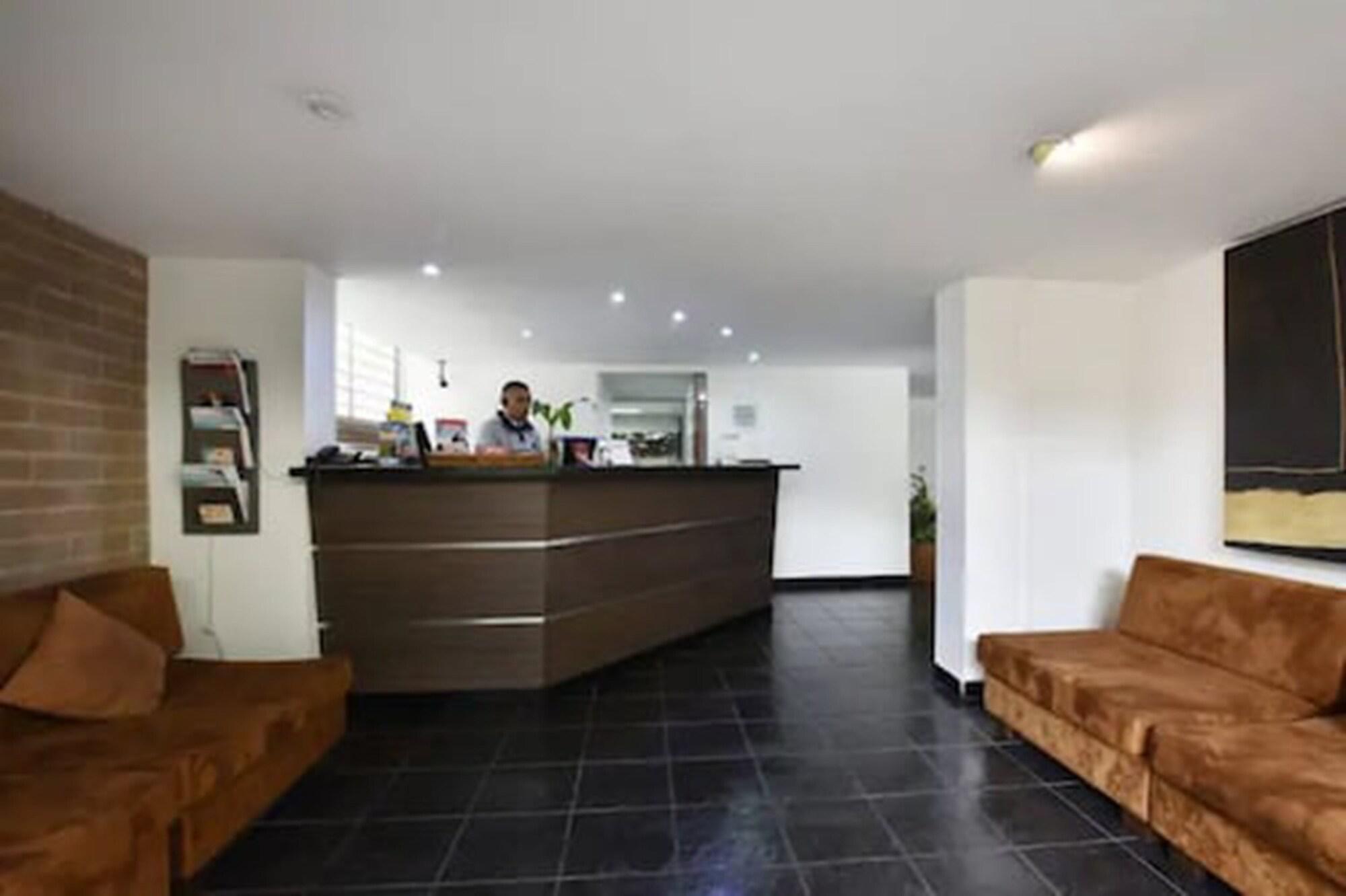 Vista Lobby Loslan Real Estate