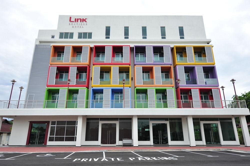 Varios Link Boutique Hotel