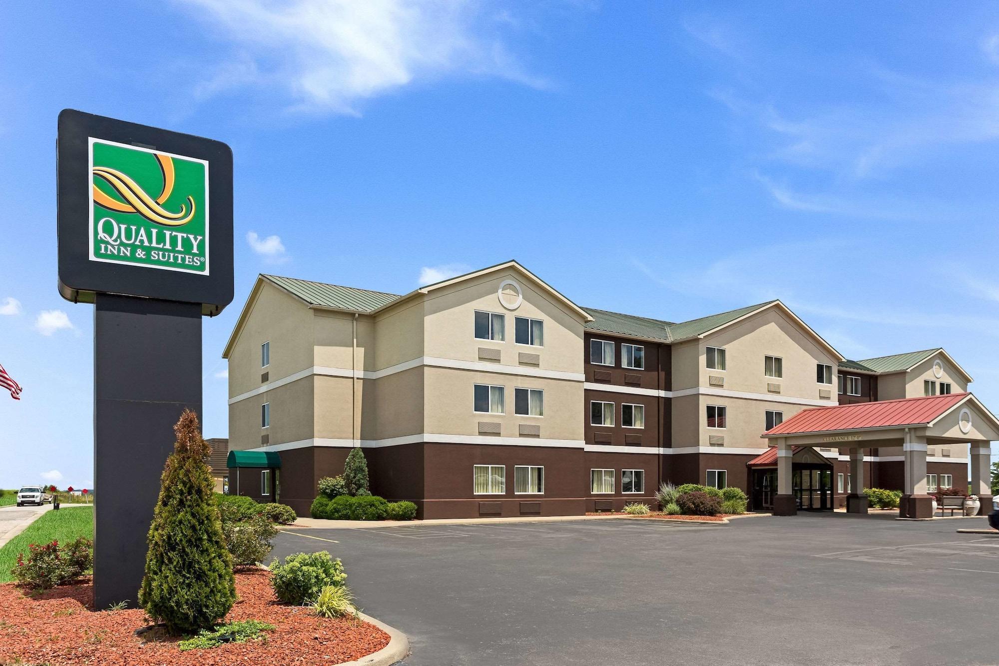 Vista Exterior Quality Inn & Suites