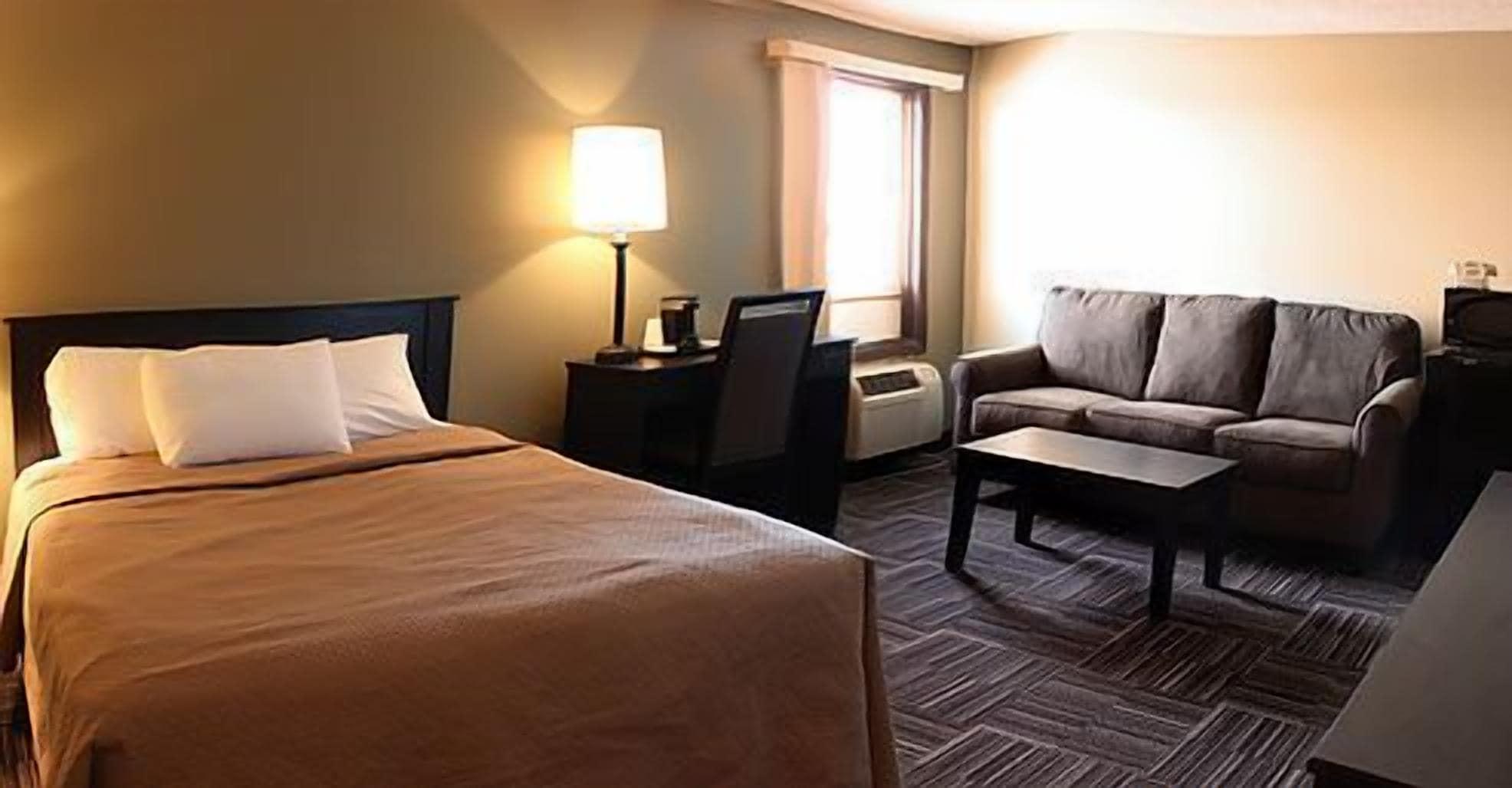 Varios Sunlac Inn Devils Lake