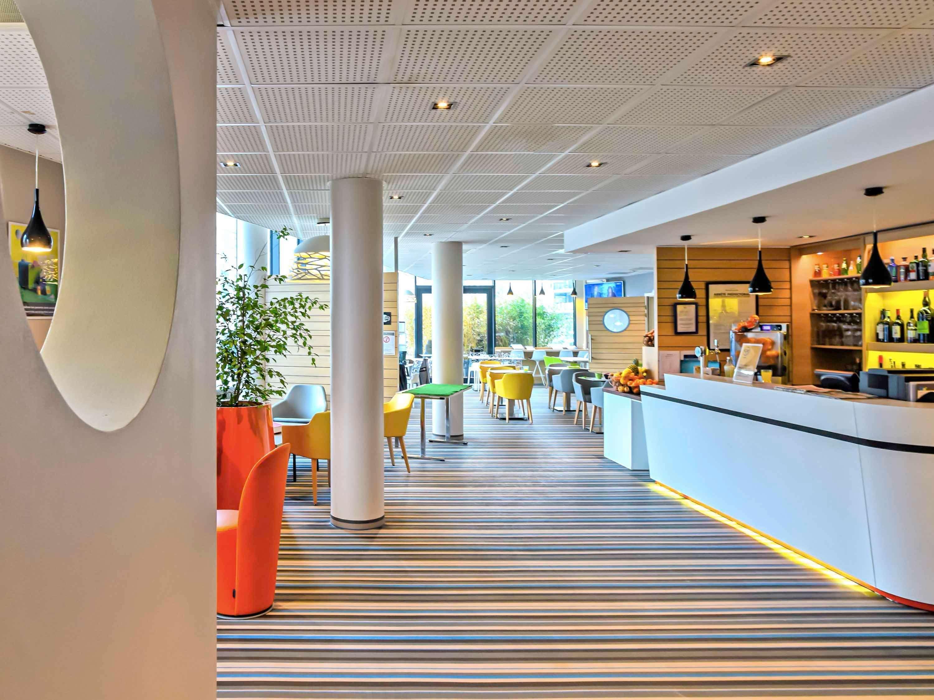 Bar/Salón ibis Styles Strasbourg Avenue du Rhin
