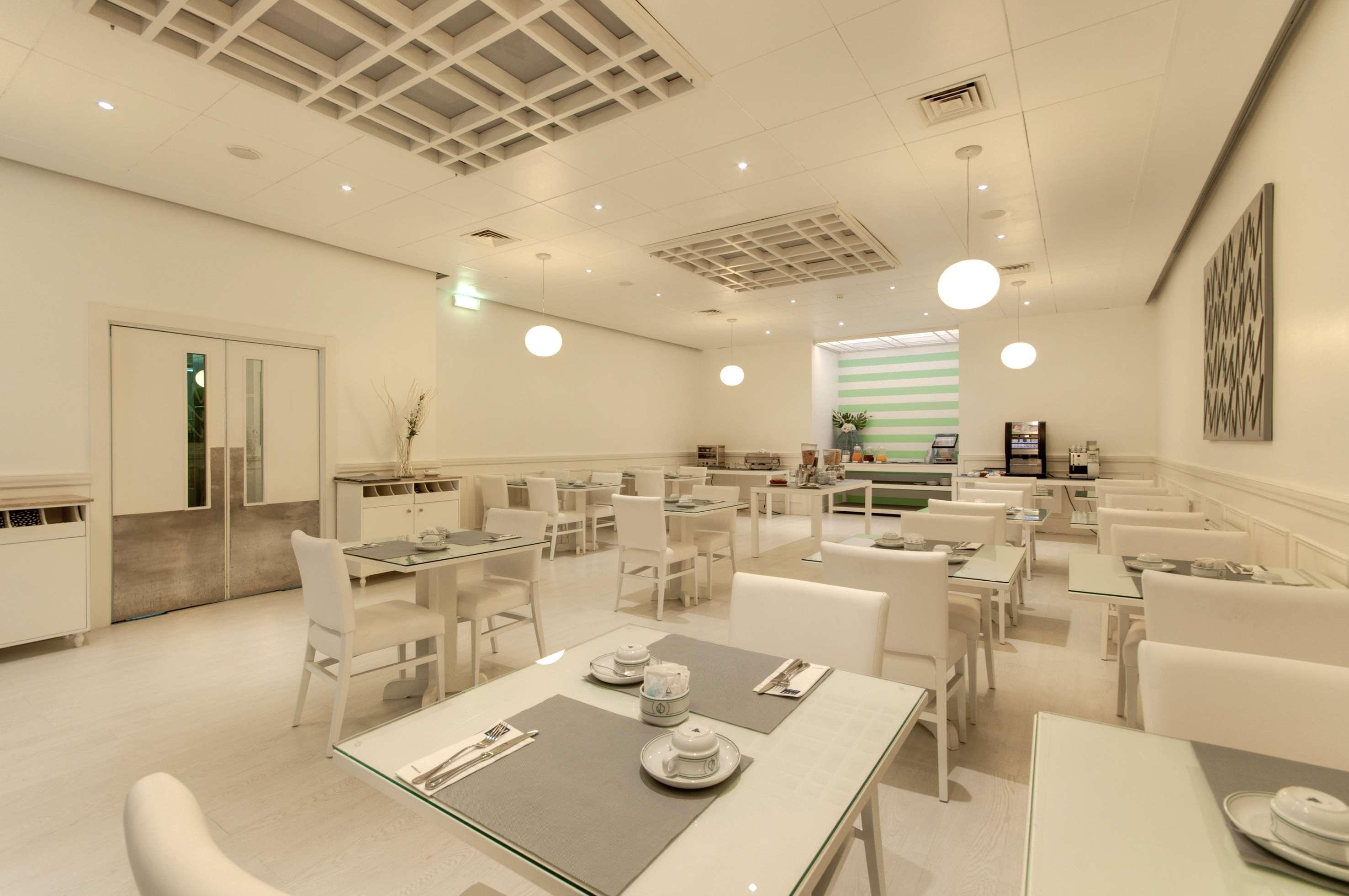 Restaurant TRYP Montijo Parque Hotel