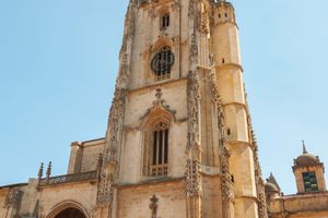 Actividad - Visita guiada por la catedral de Oviedo