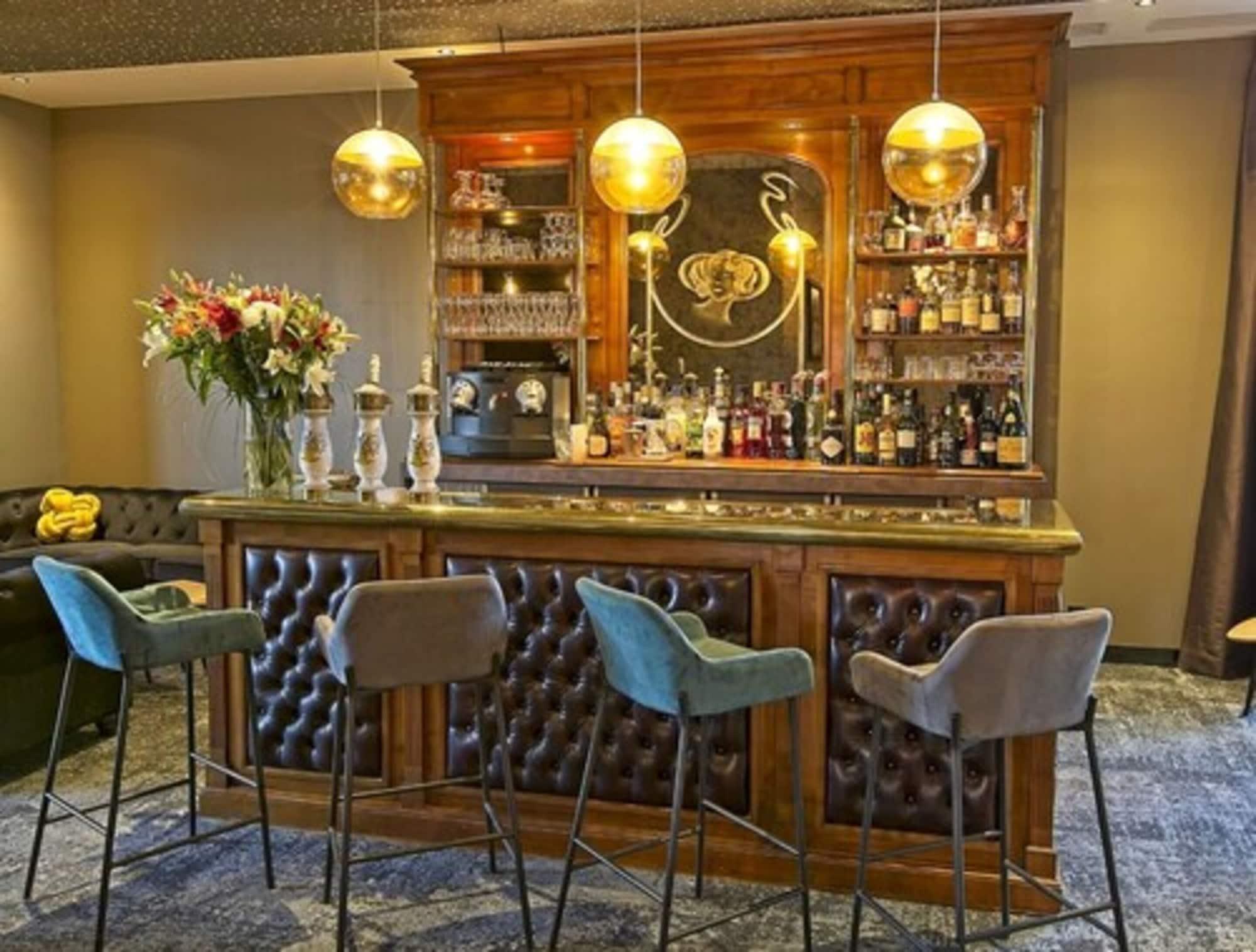 Bar/Salón Logis- Hôtel & Restaurant La maison des blés