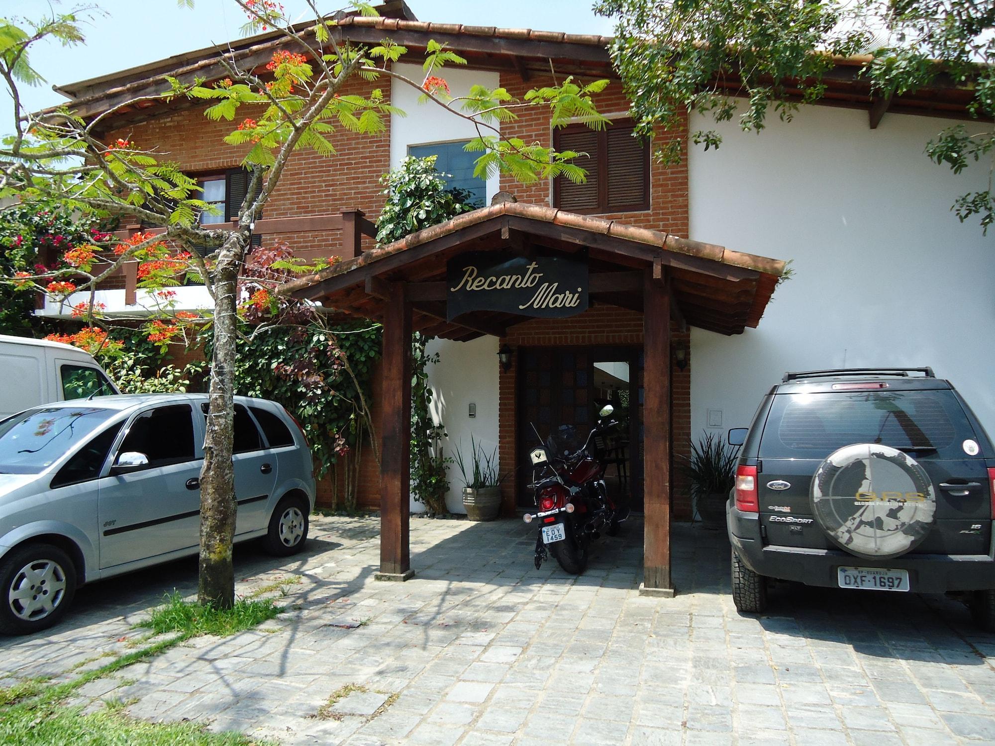 Vista Exterior Pousada Mari
