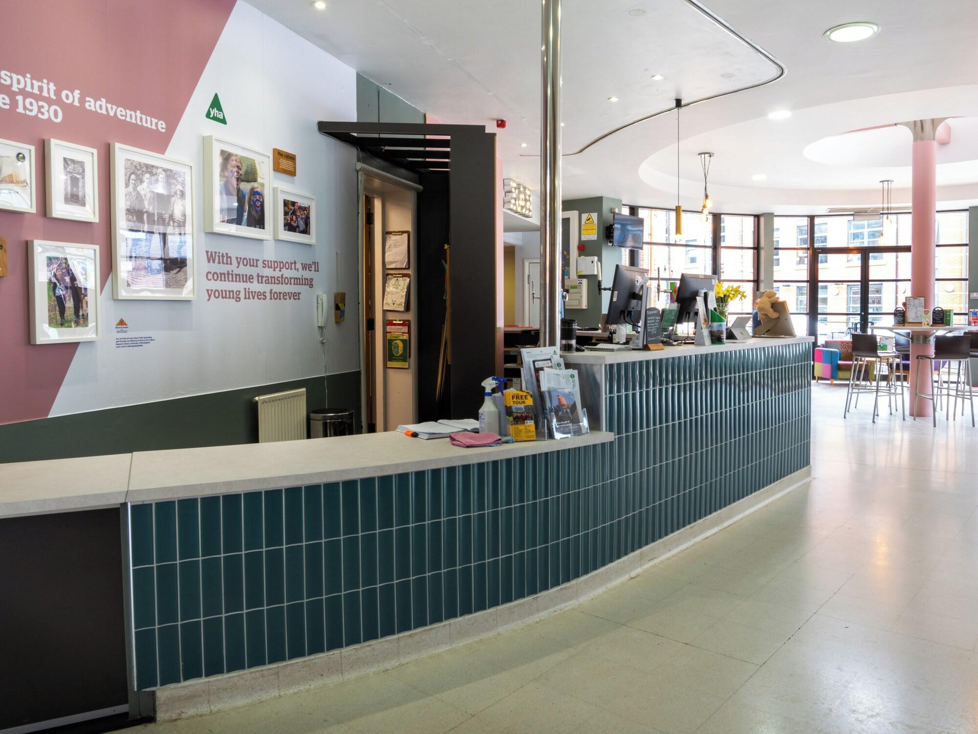Vista Lobby YHA Manchester - Hostel