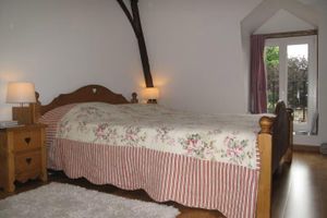 Alquiler Vacacional - 15' from CHARTRES (28) : Historic property, calm and jacuzzi.