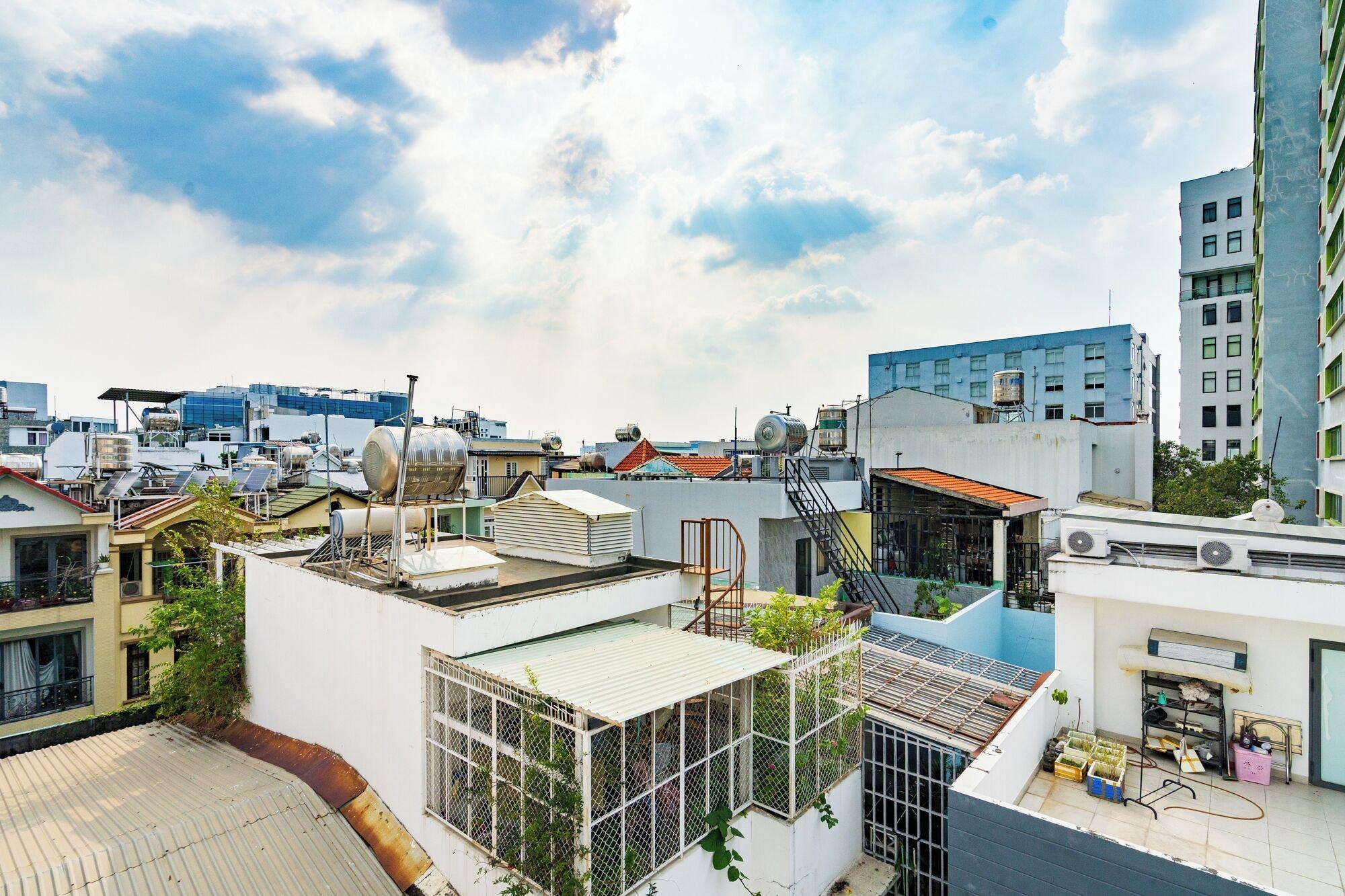 Varios HELEN AIRPORT HOTEL