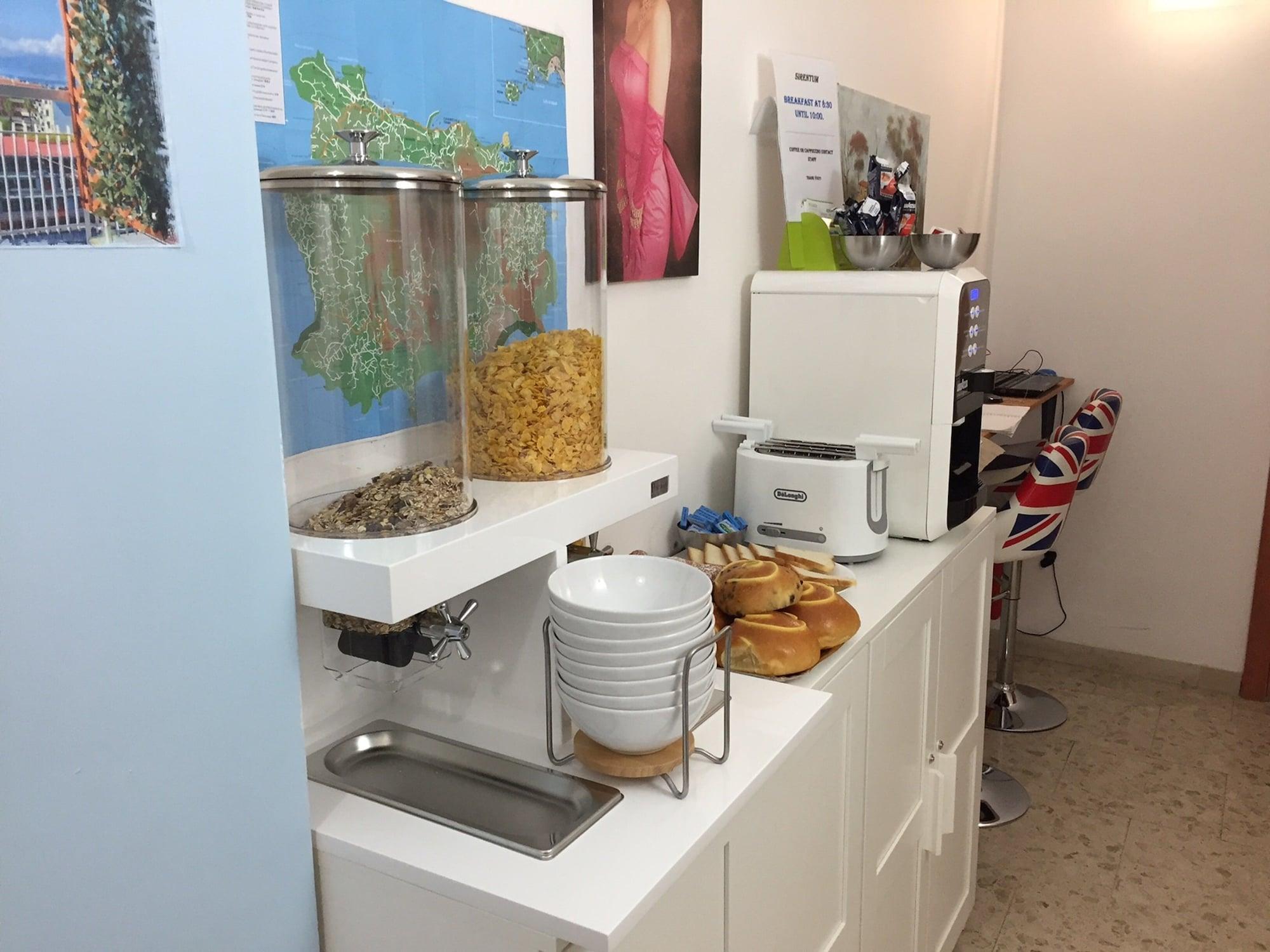 Bar/Salón B&B Sirentum