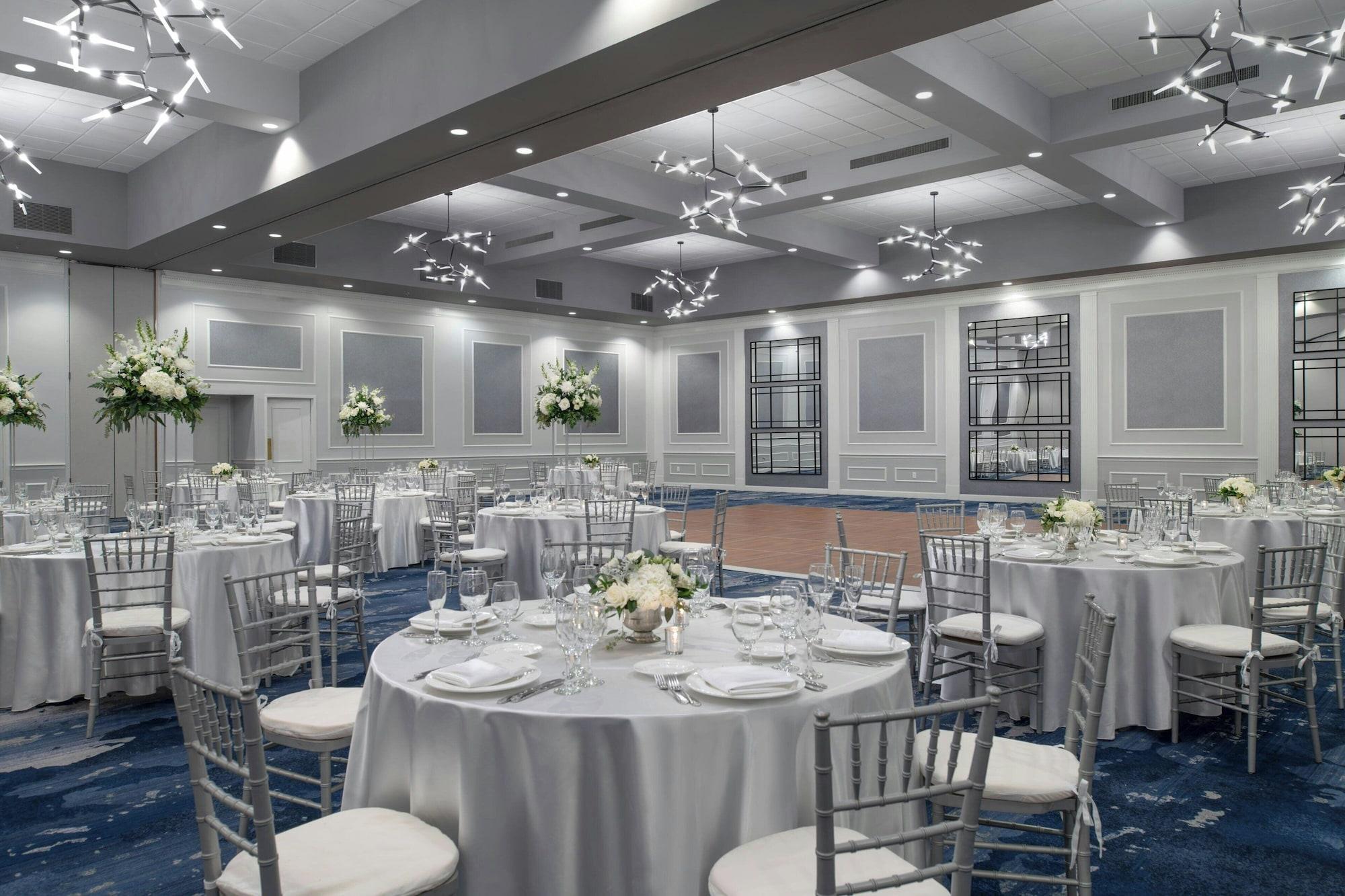 Salón de Baile Renaissance Framingham Hotel & Conference Center