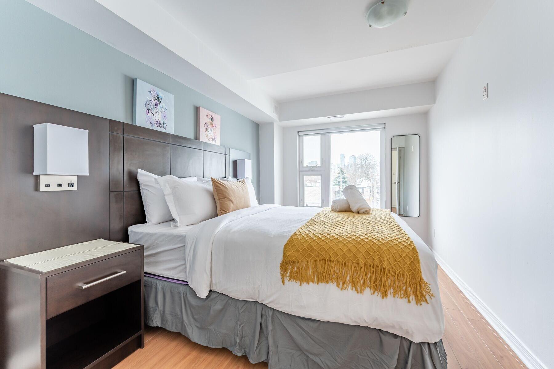 Varios Kensington Place Apartments
