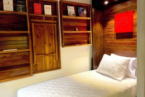 Alquiler Vacacional - Miami Tiny House • Urban Glamping Solo Micro Space in Posh Coconut Grove