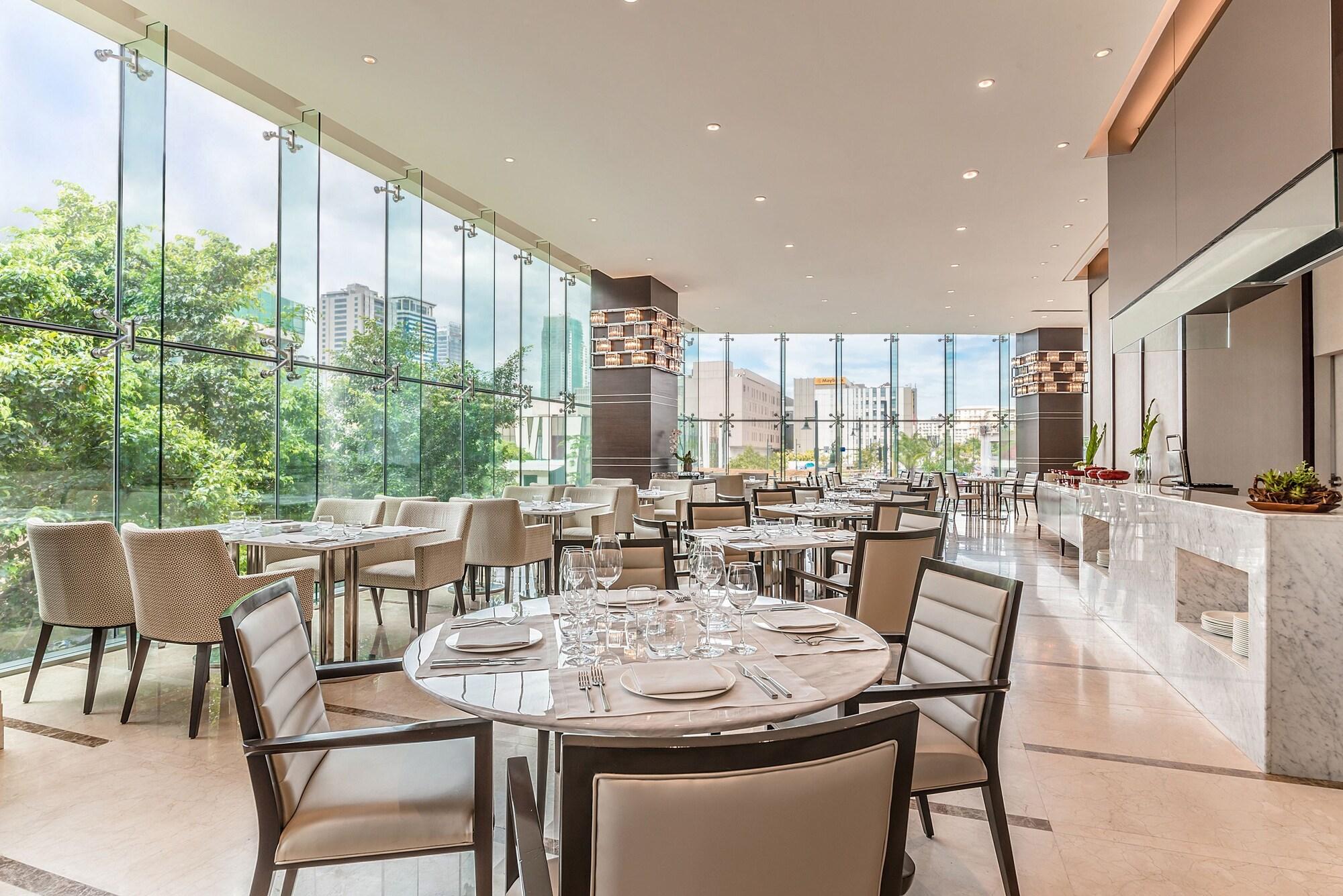 Restaurant Ascott Bonifacio Global City Manila