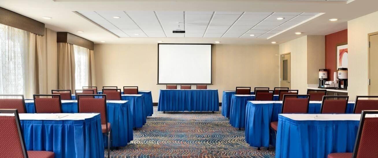 Sala de Reuniones Hampton Inn & Suites Monroe