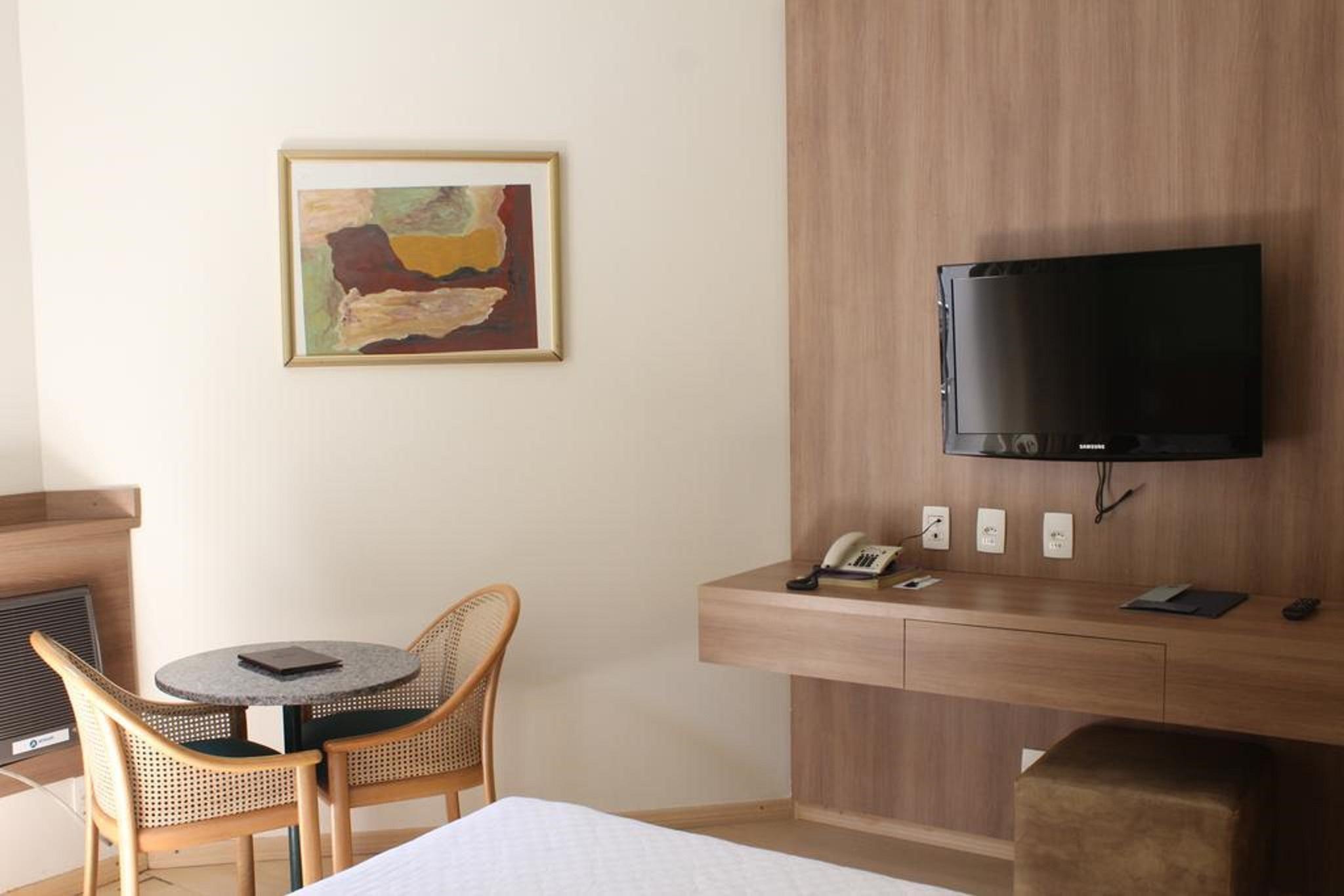 Quarto Actuall Convention Hotel