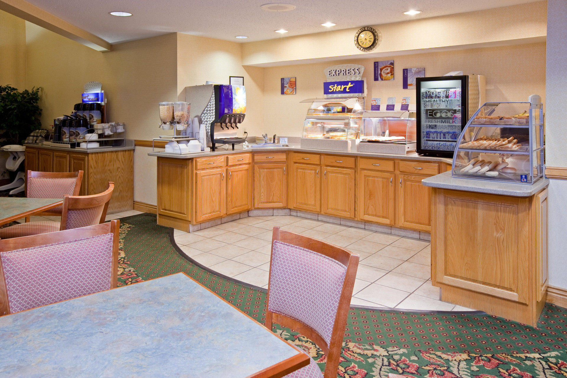 Restaurant Holiday Inn Express Washington