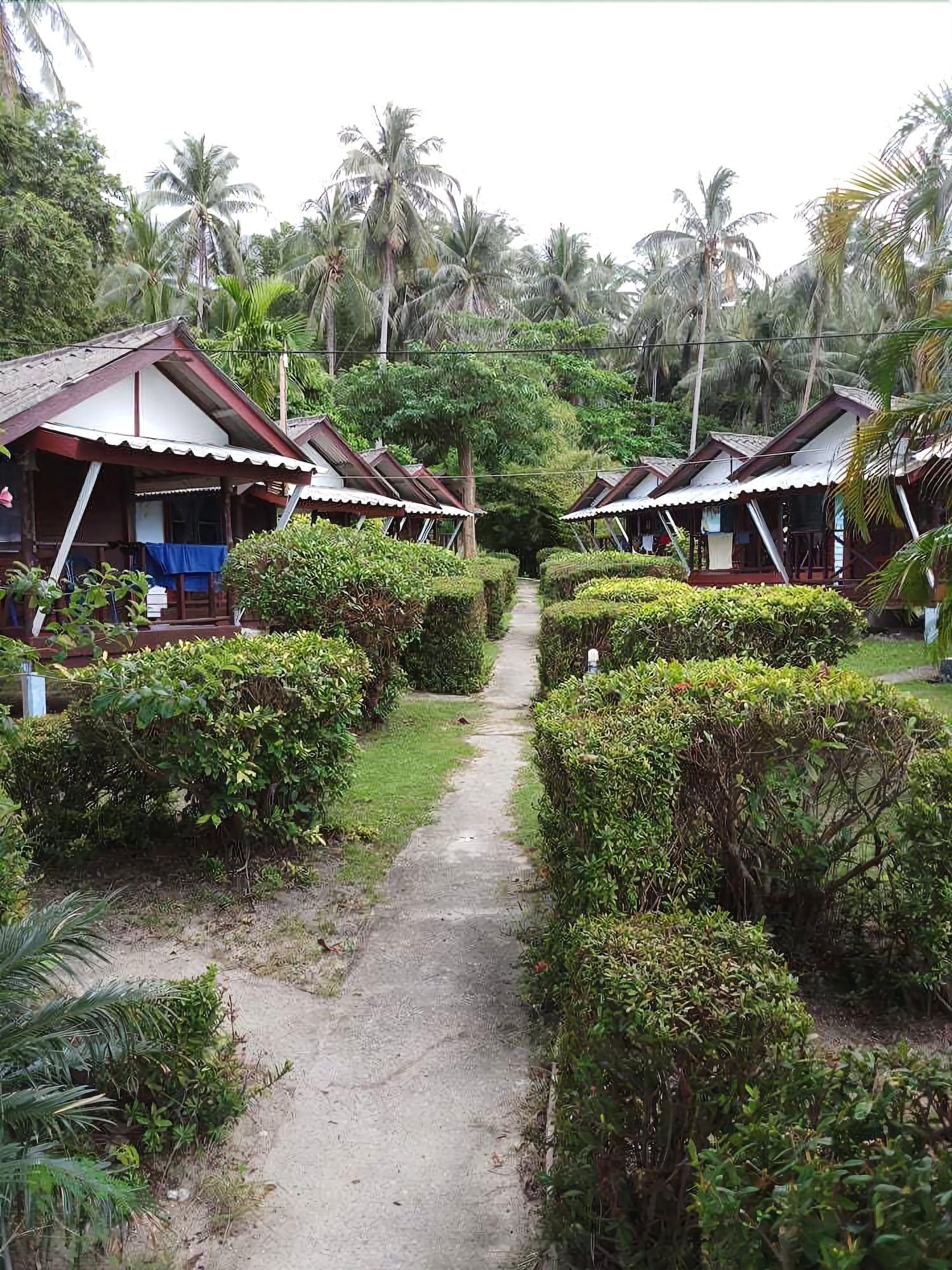 Varios Royal Orchid Resort