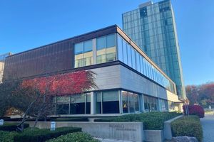 Alojamiento - Schulich Hotel & Conference Centre