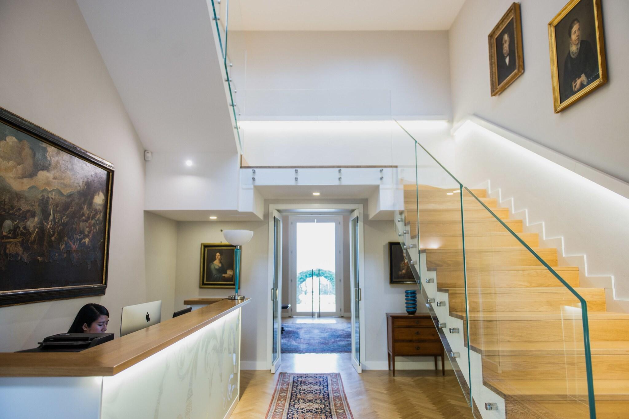 Vista Lobby Villa Pulejo