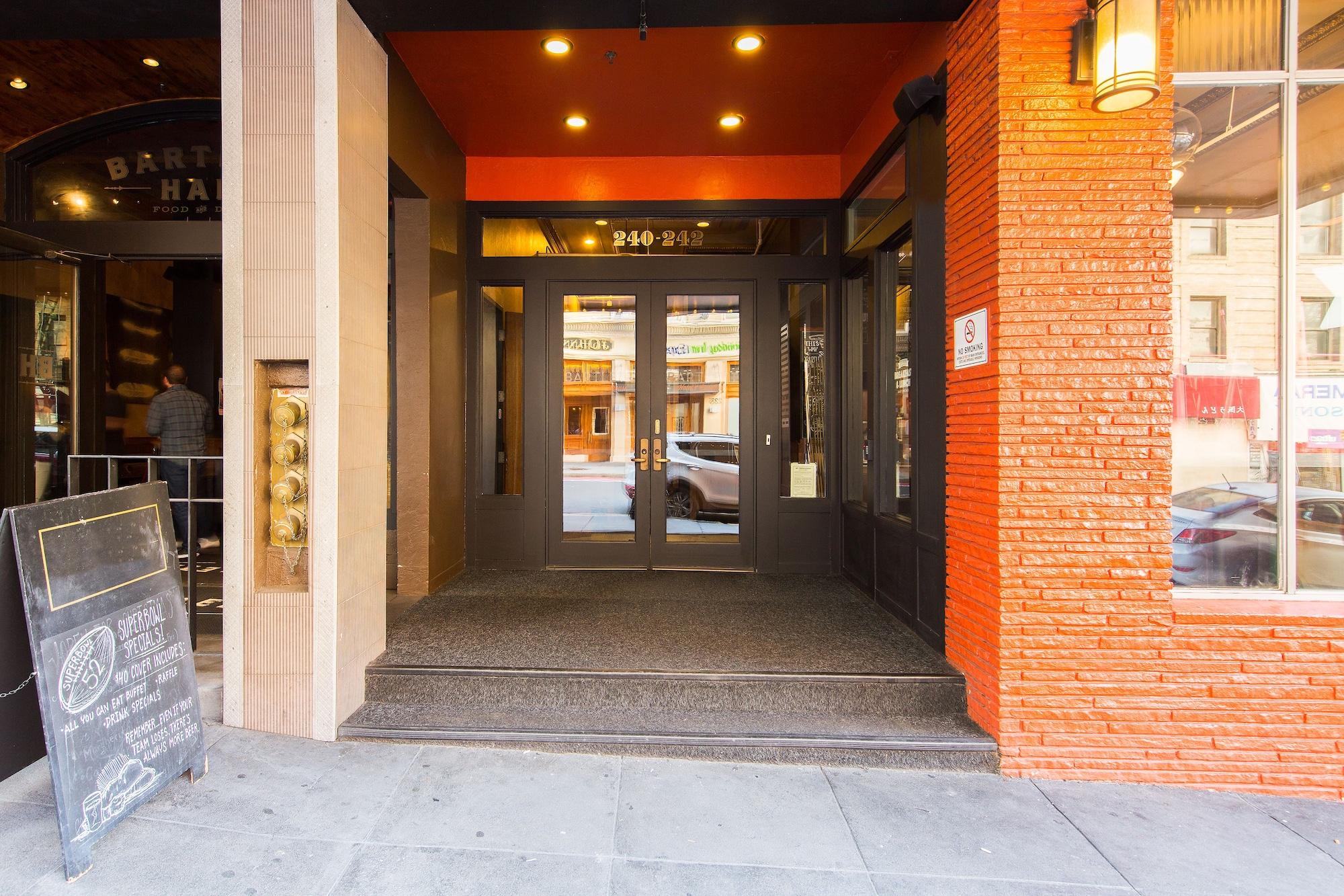 Vista Exterior Pod Room O'Farrell St Union Square